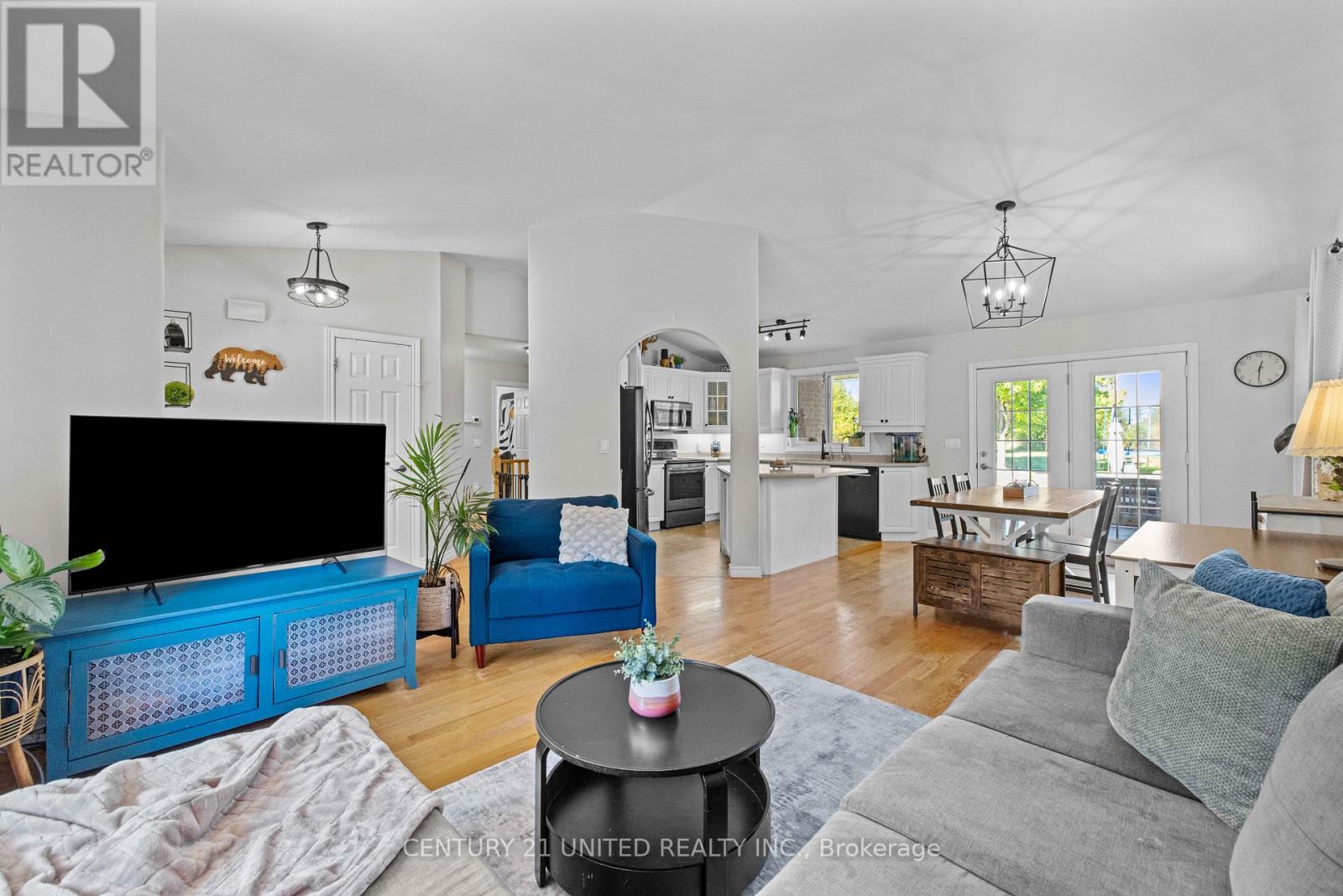 2096 Deer Bay Road, Selwyn, Ontario  K0L 2H0 - Photo 8 - X12414930