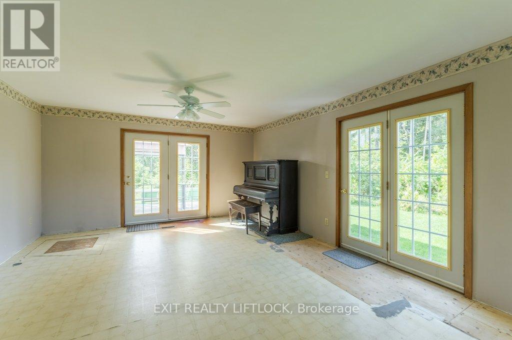 194 County Rd 10, Cavan Monaghan (Cavan Twp), Ontario  L0A 1G0 - Photo 11 - X12415738