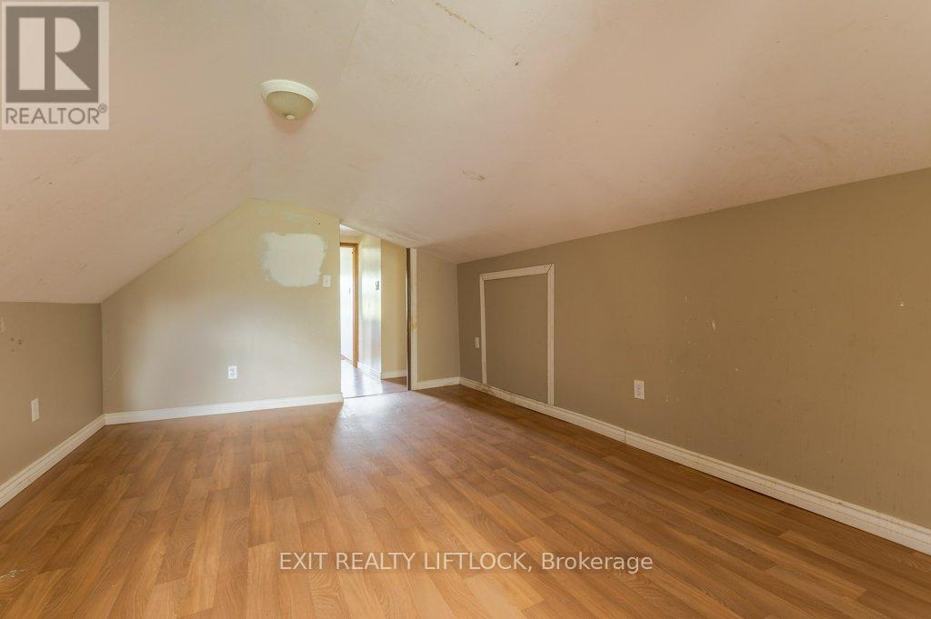 194 County Rd 10, Cavan Monaghan (Cavan Twp), Ontario  L0A 1G0 - Photo 33 - X12415738