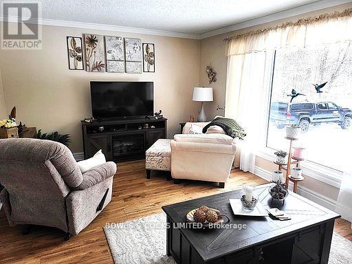 109 Quarry Road, Bancroft (Dungannon Ward), Ontario  K0L 1C0 - Photo 8 - X12415952