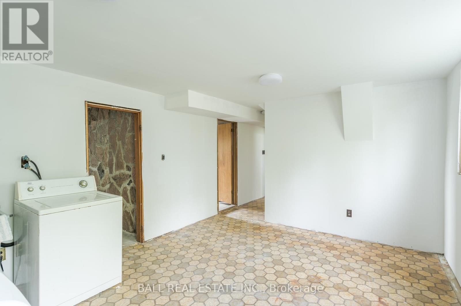 2198 Providence Line, Otonabee-South Monaghan, Ontario  K9J 6X8 - Photo 36 - X12416260