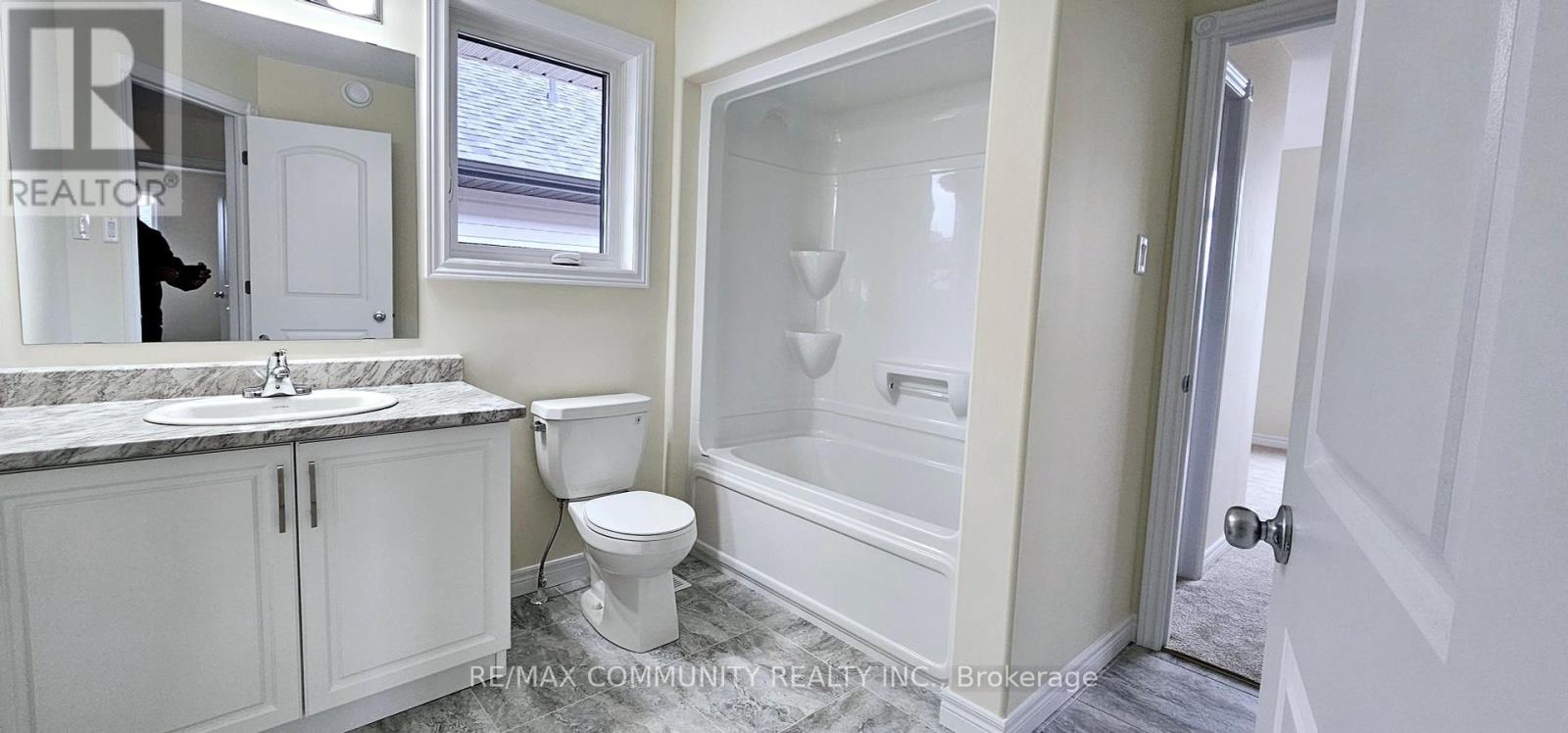 88 Keeler Court, Asphodel-Norwood, Ontario  K0L 2V0 - Photo 14 - X12417134