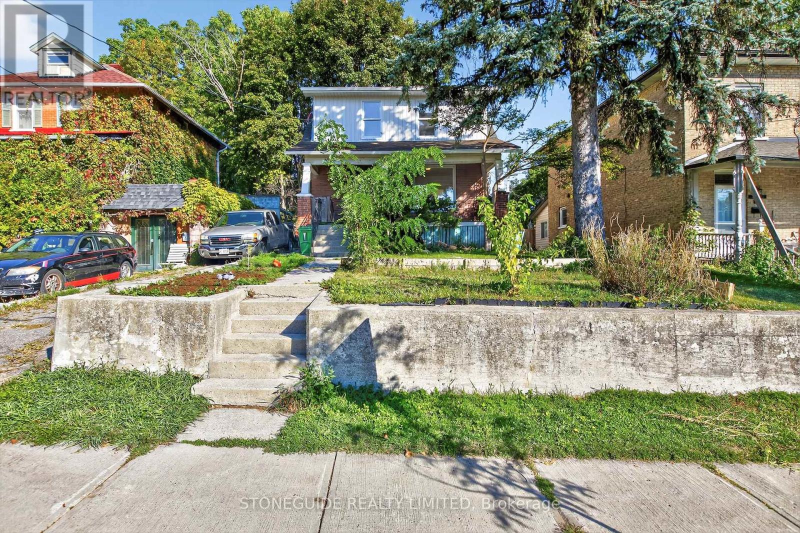 550 Bolivar Street, Peterborough (Town Ward 3), Ontario  K9J 4R8 - Photo 2 - X12417976