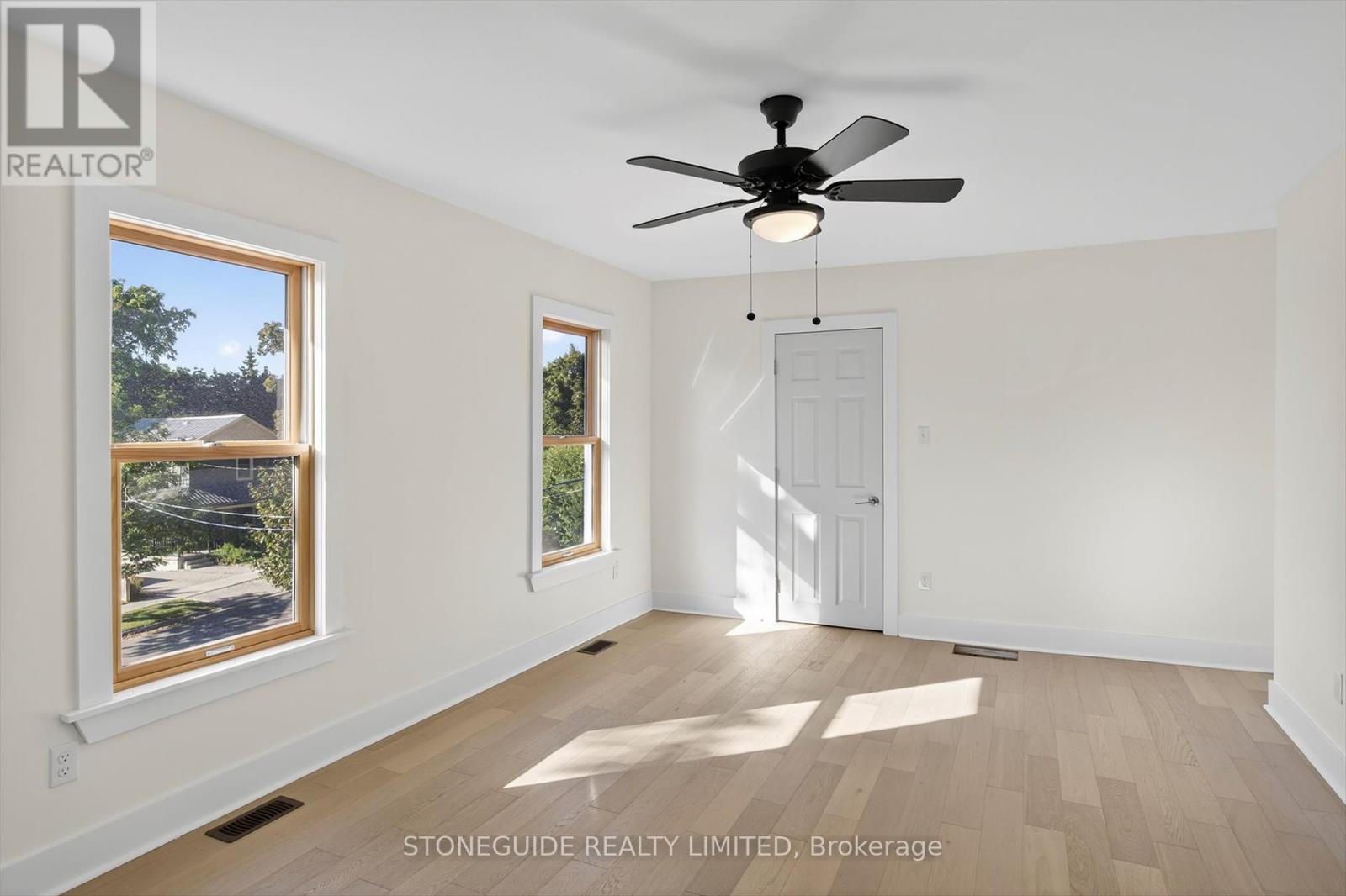 550 Bolivar Street, Peterborough (Town Ward 3), Ontario  K9J 4R8 - Photo 23 - X12417976