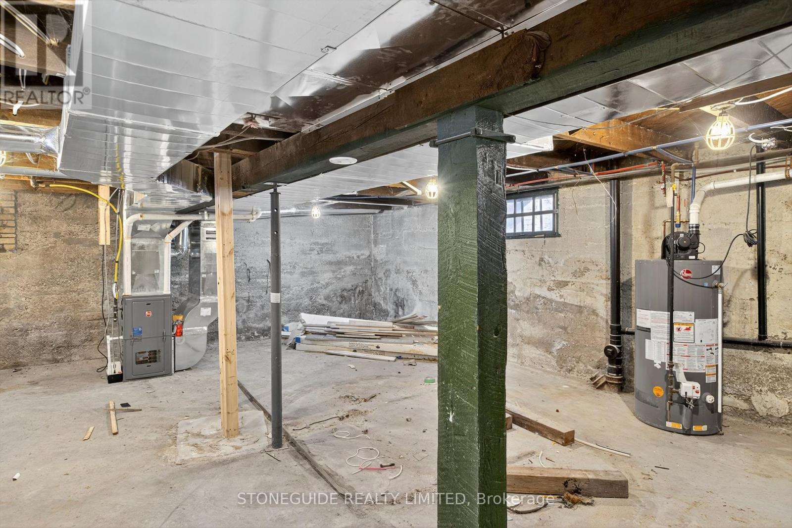 550 Bolivar Street, Peterborough (Town Ward 3), Ontario  K9J 4R8 - Photo 32 - X12417976