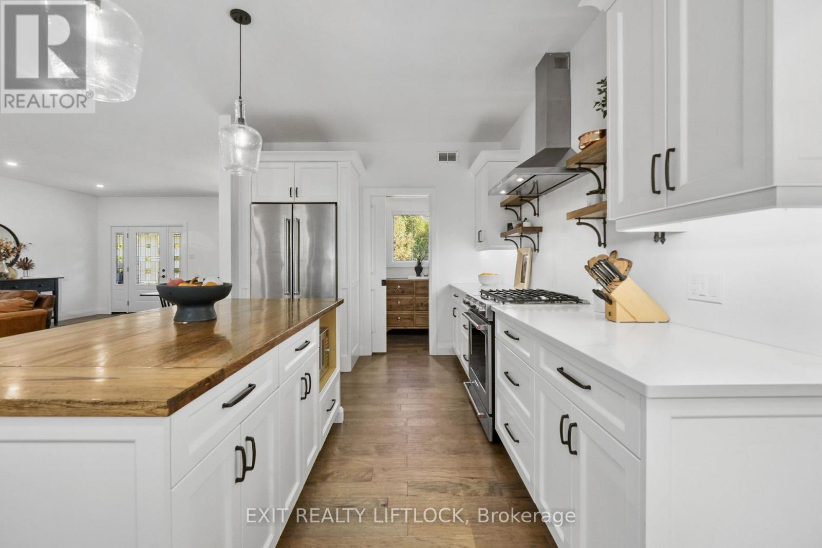 1658 County Road 40, Douro-Dummer, Ontario  K0L 2V0 - Photo 10 - X12418082