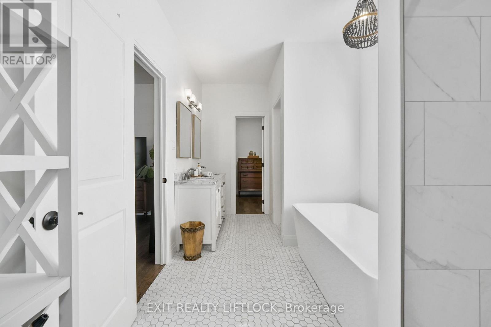 1658 County Road 40, Douro-Dummer, Ontario  K0L 2V0 - Photo 23 - X12418082