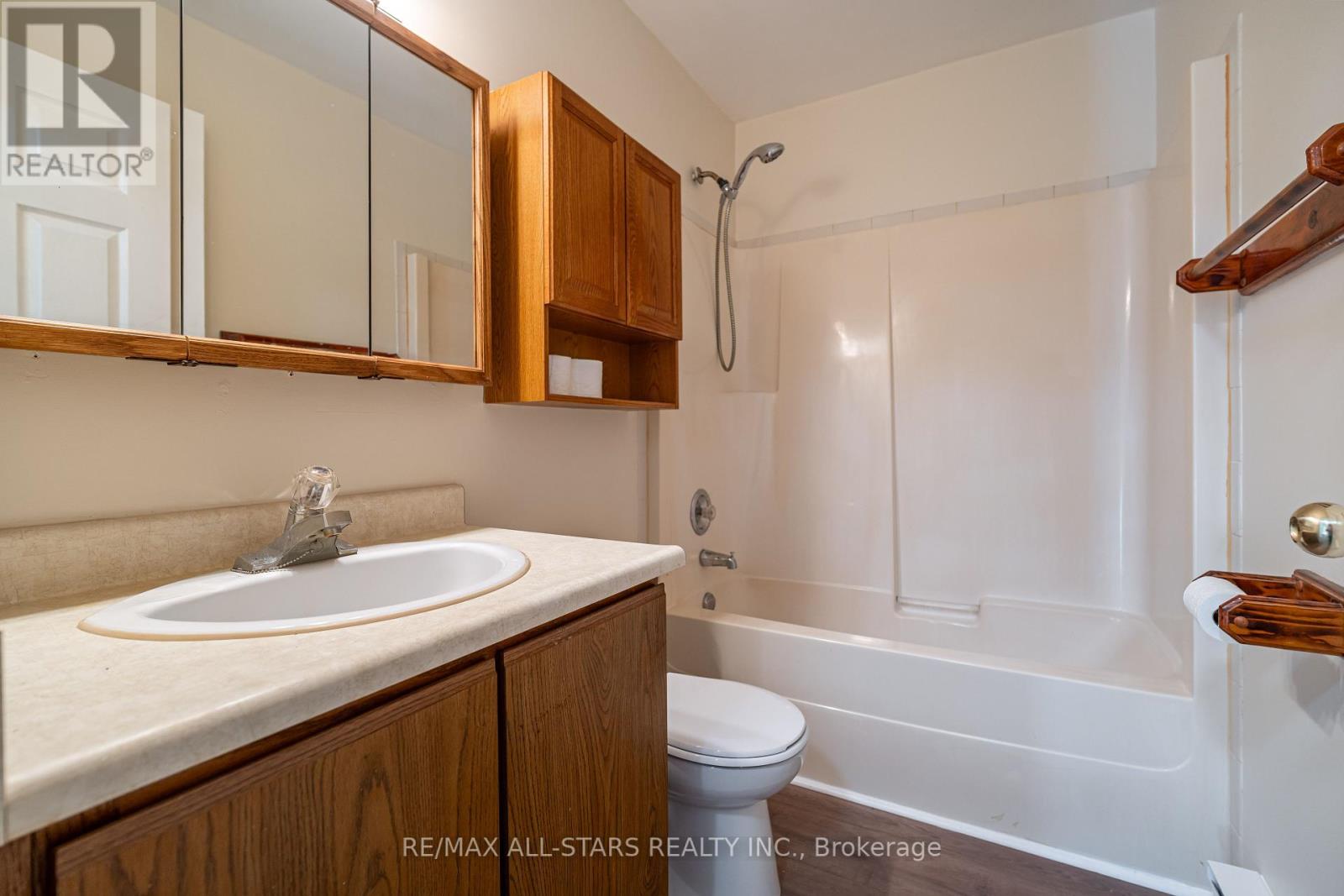 103 D Rita Crescent, Kawartha Lakes (Omemee), Ontario  K0L 2W0 - Photo 11 - X12418235