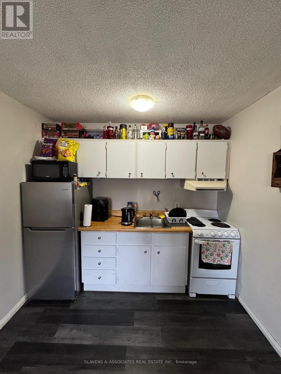 10 - 45 King Avenue W, Clarington (Newcastle), Ontario  L1B 1H2 - Photo 1 - E12418303