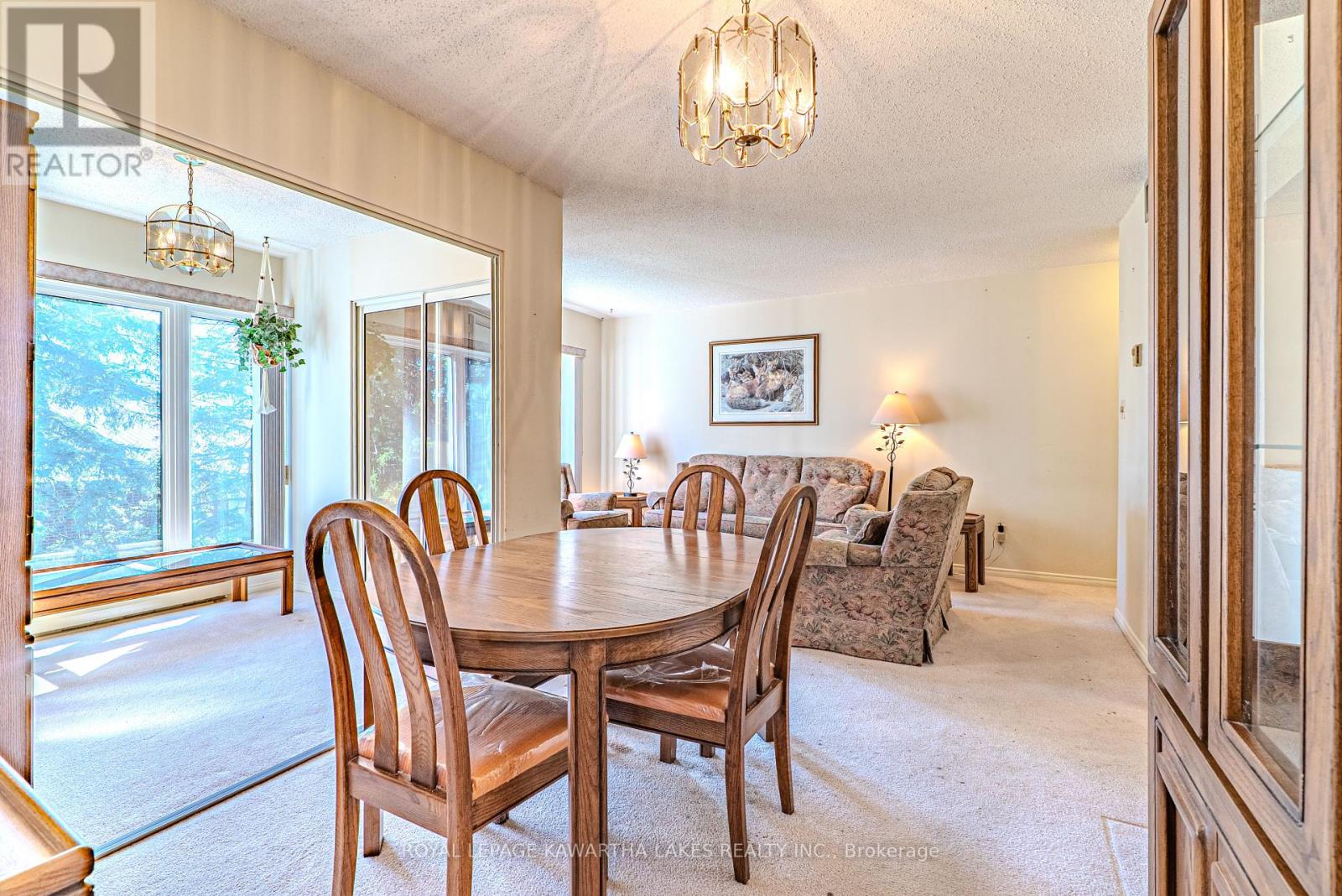 215 - 2 Heritage Way, Kawartha Lakes (Lindsay), Ontario  K9V 5P5 - Photo 8 - X12418440