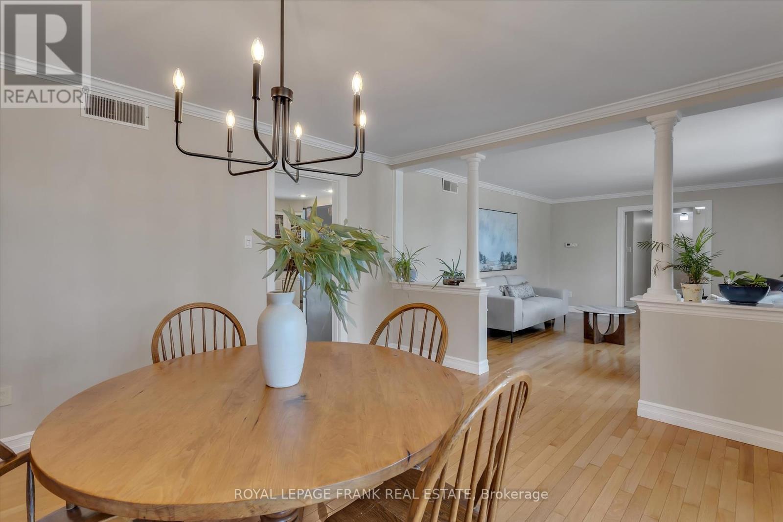 1887 Campbell Avenue, Cavan Monaghan (Cavan-Monaghan), Ontario  K9J 0E5 - Photo 10 - X12418636