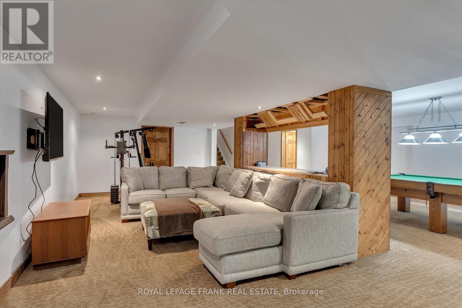 1887 Campbell Avenue, Cavan Monaghan (Cavan-Monaghan), Ontario  K9J 0E5 - Photo 32 - X12418636