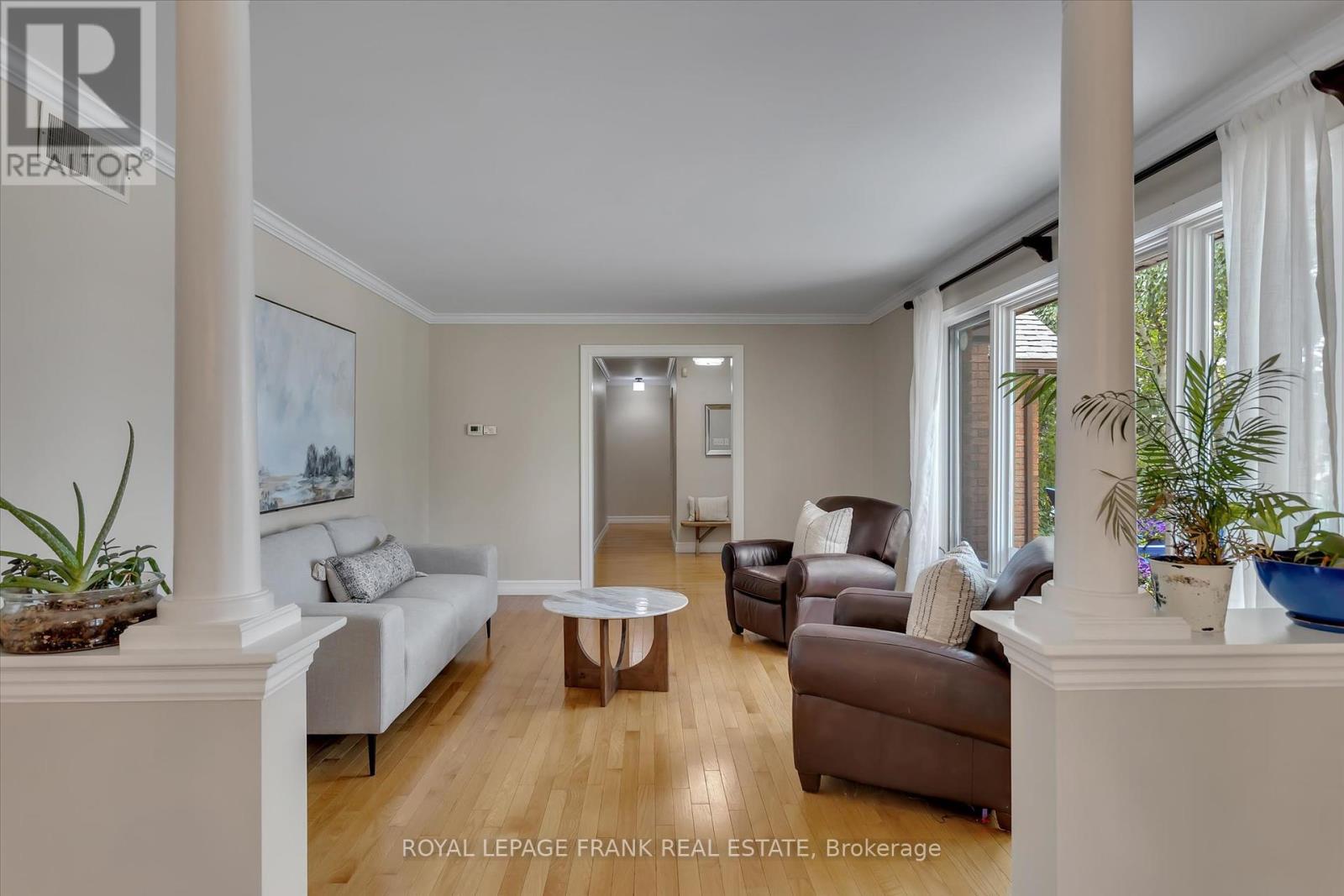 1887 Campbell Avenue, Cavan Monaghan (Cavan-Monaghan), Ontario  K9J 0E5 - Photo 8 - X12418636