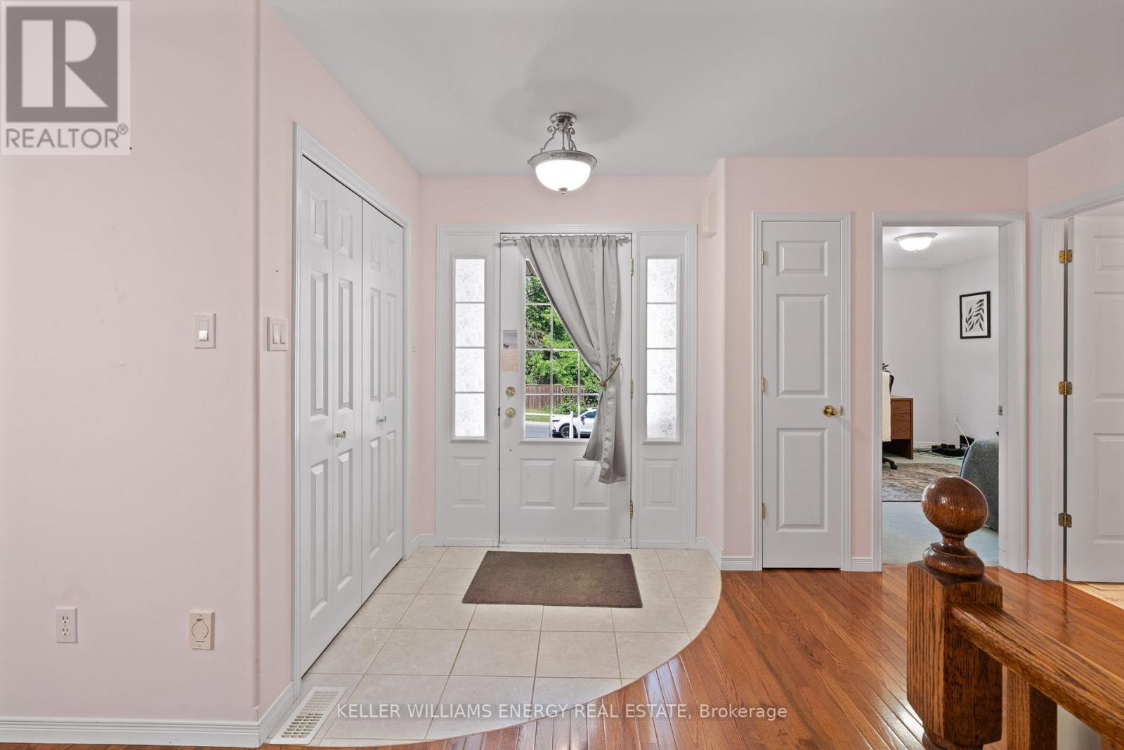 5 Fortye Gate, Peterborough (Otonabee Ward 1), Ontario  K9K 2E7 - Photo 6 - X12418660