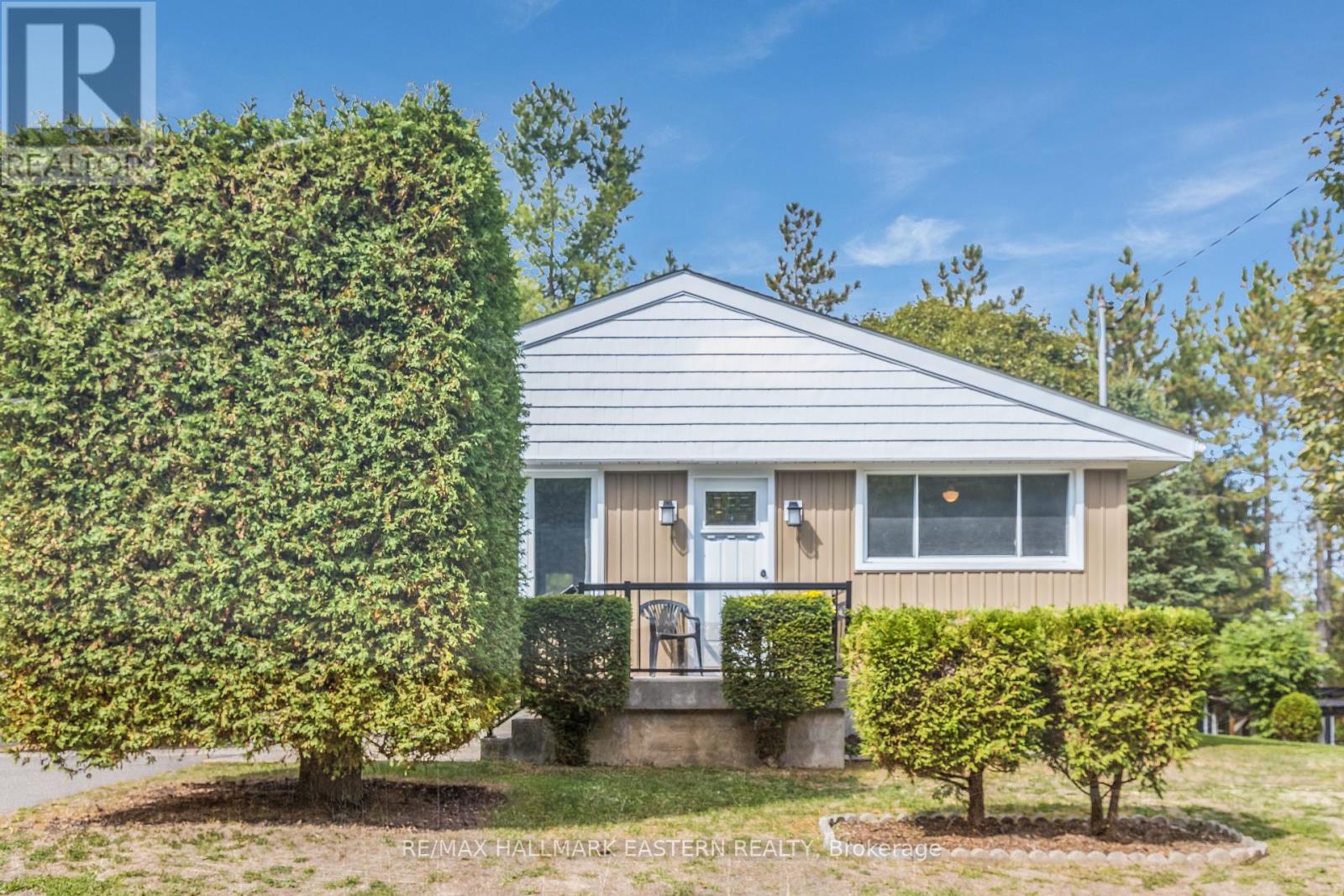 74 Ridge Street, Asphodel-Norwood (Norwood), Ontario  K0L 2V0 - Photo 1 - X12418700