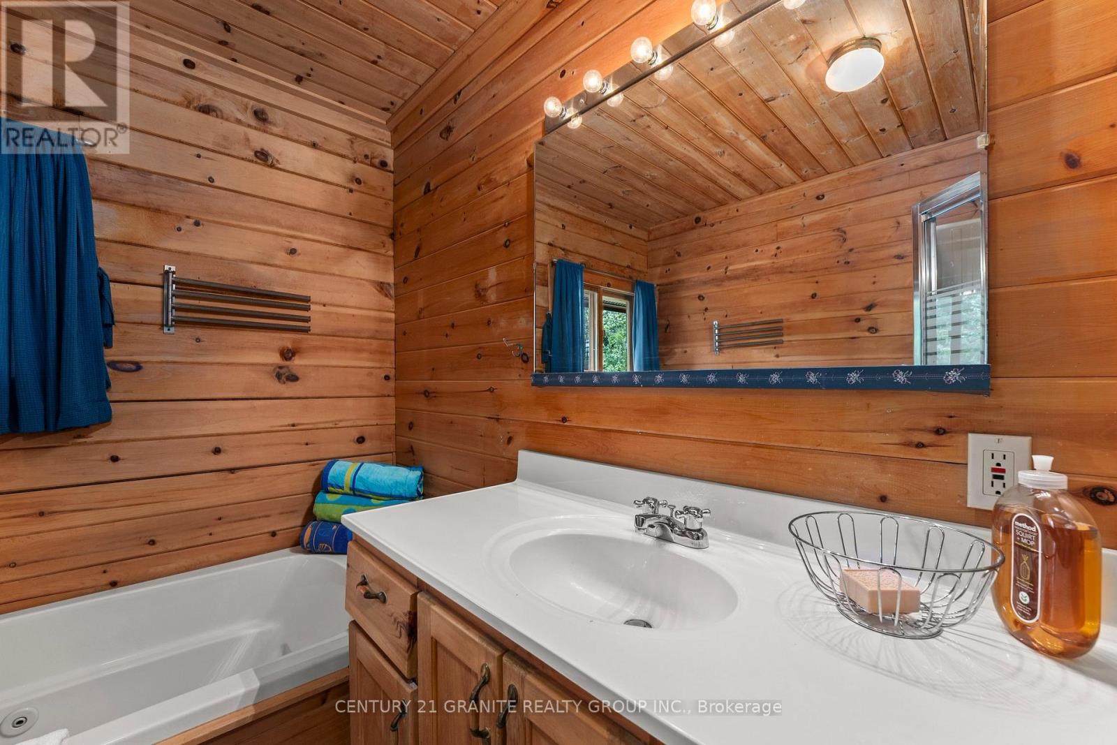 1231/1233 Hagen Road, Highlands East (Cardiff Ward), Ontario  K0L 1M0 - Photo 37 - X12418754