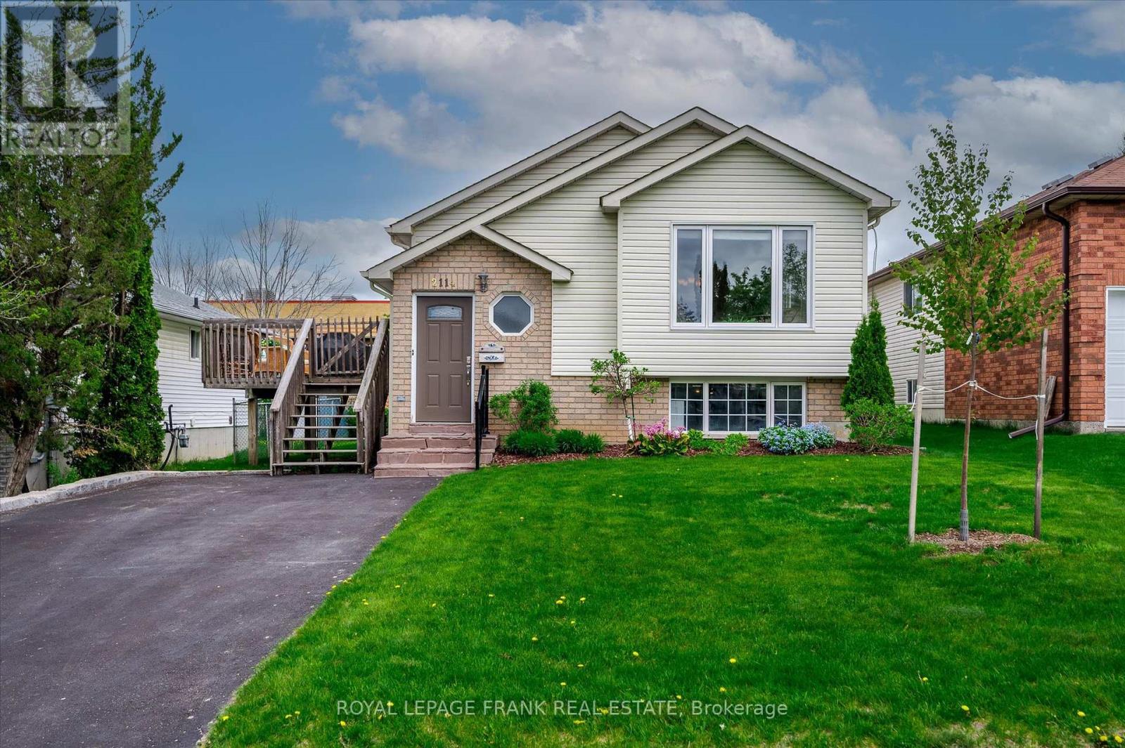 2114 Easthill Drive, Peterborough (Ashburnham Ward 4), Ontario  K9L 1Y8 - Photo 1 - X12418768