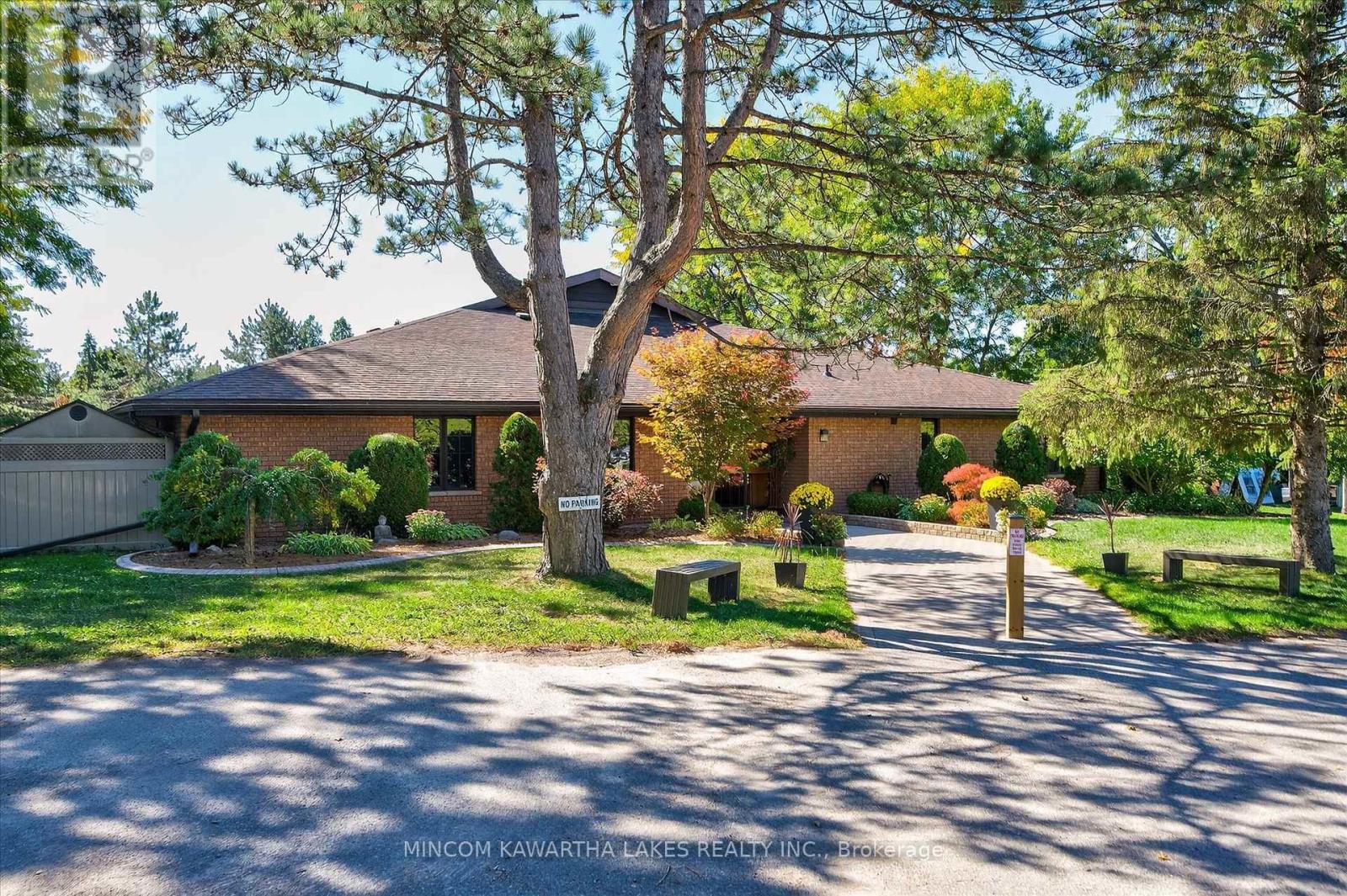 6 - 11 Paddock Wood, Peterborough (Ashburnham Ward 4), Ontario  K9H 7H2 - Photo 2 - X12418773