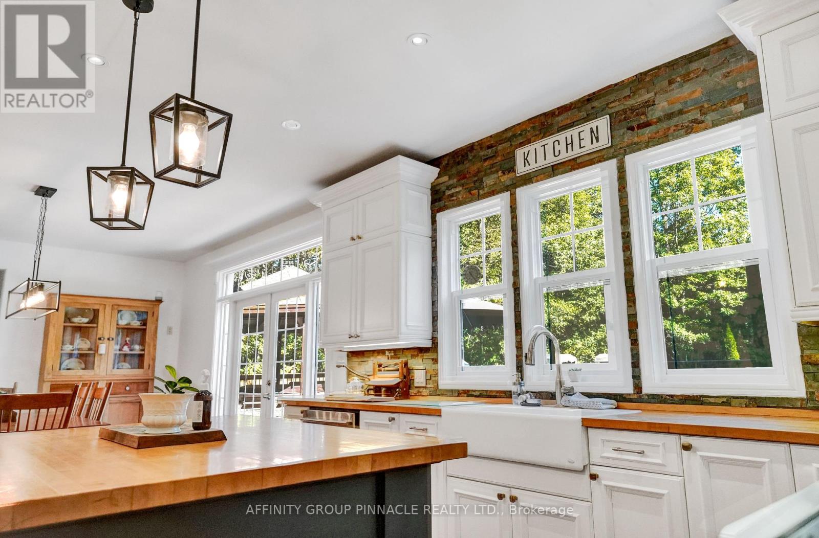 297 St Luke's Road, Kawartha Lakes (Emily), Ontario  K9V 4R5 - Photo 11 - X12418837