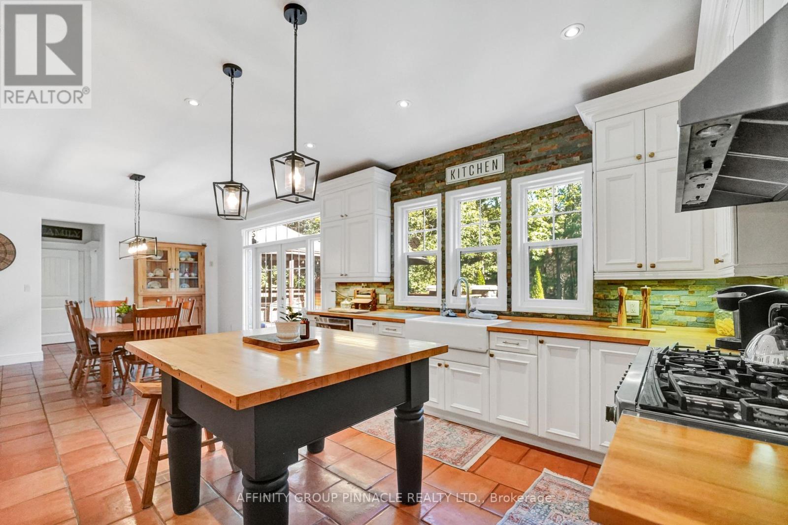 297 St Luke's Road, Kawartha Lakes (Emily), Ontario  K9V 4R5 - Photo 9 - X12418837