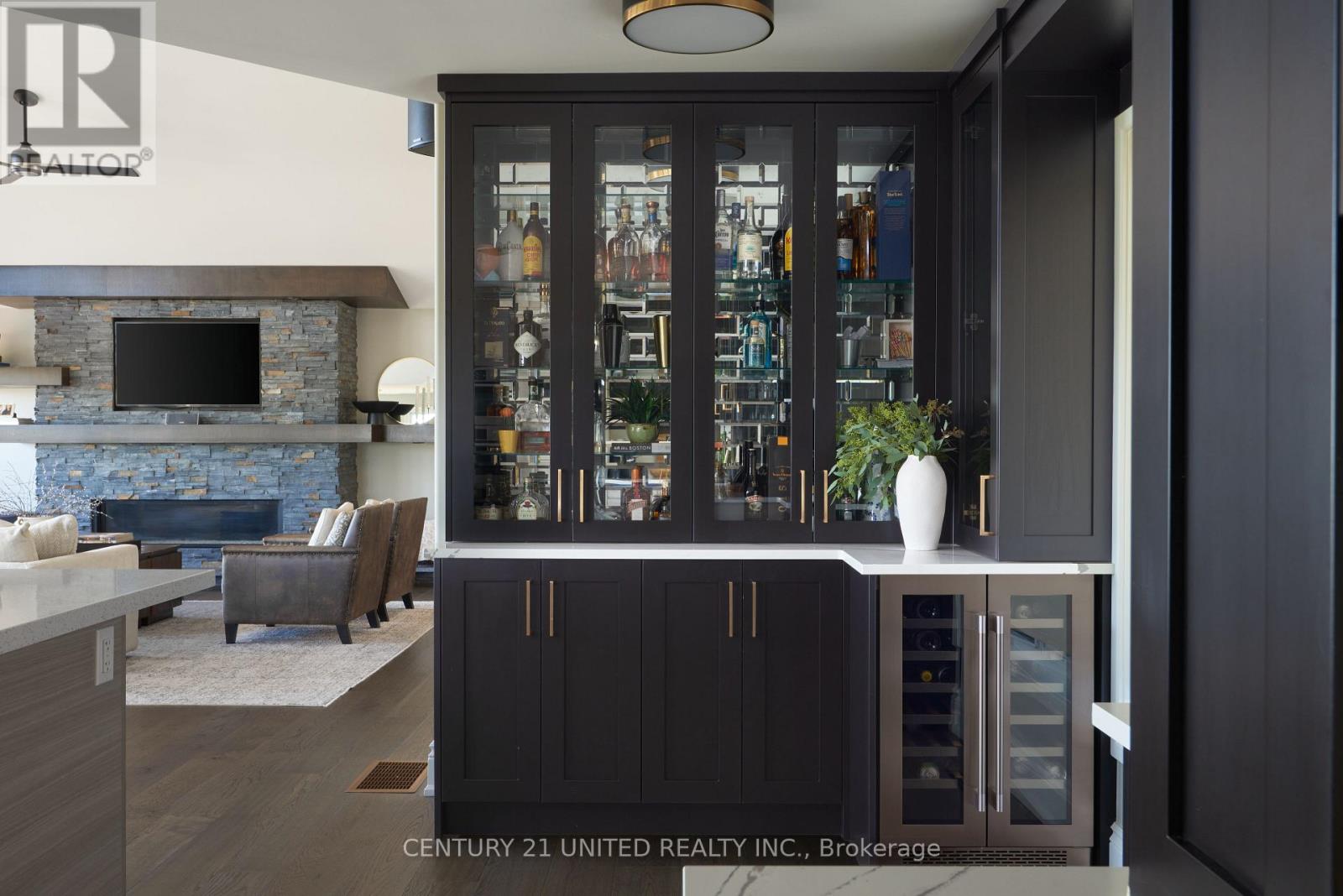 7 Maplehill Drive, Cavan Monaghan (Cavan-Monaghan), Ontario  K9J 0E5 - Photo 12 - X12419339