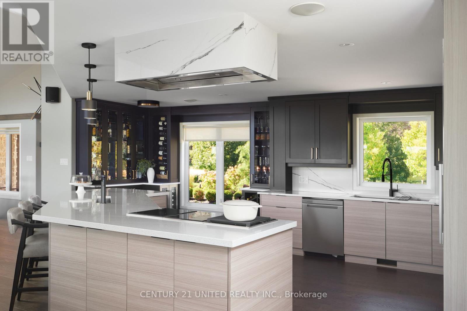 7 Maplehill Drive, Cavan Monaghan (Cavan-Monaghan), Ontario  K9J 0E5 - Photo 13 - X12419339