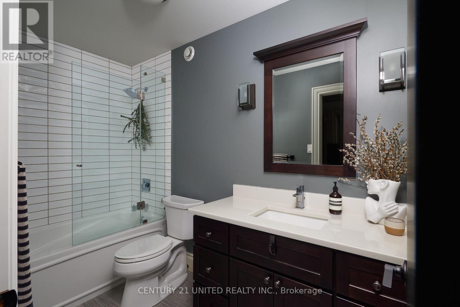 7 Maplehill Drive, Cavan Monaghan (Cavan-Monaghan), Ontario  K9J 0E5 - Photo 15 - X12419339