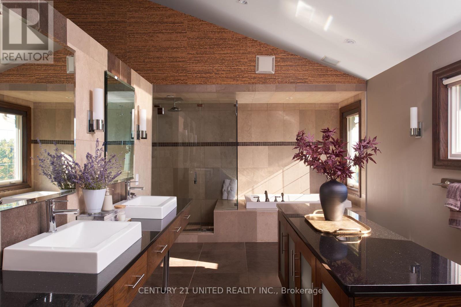 7 Maplehill Drive, Cavan Monaghan (Cavan-Monaghan), Ontario  K9J 0E5 - Photo 20 - X12419339