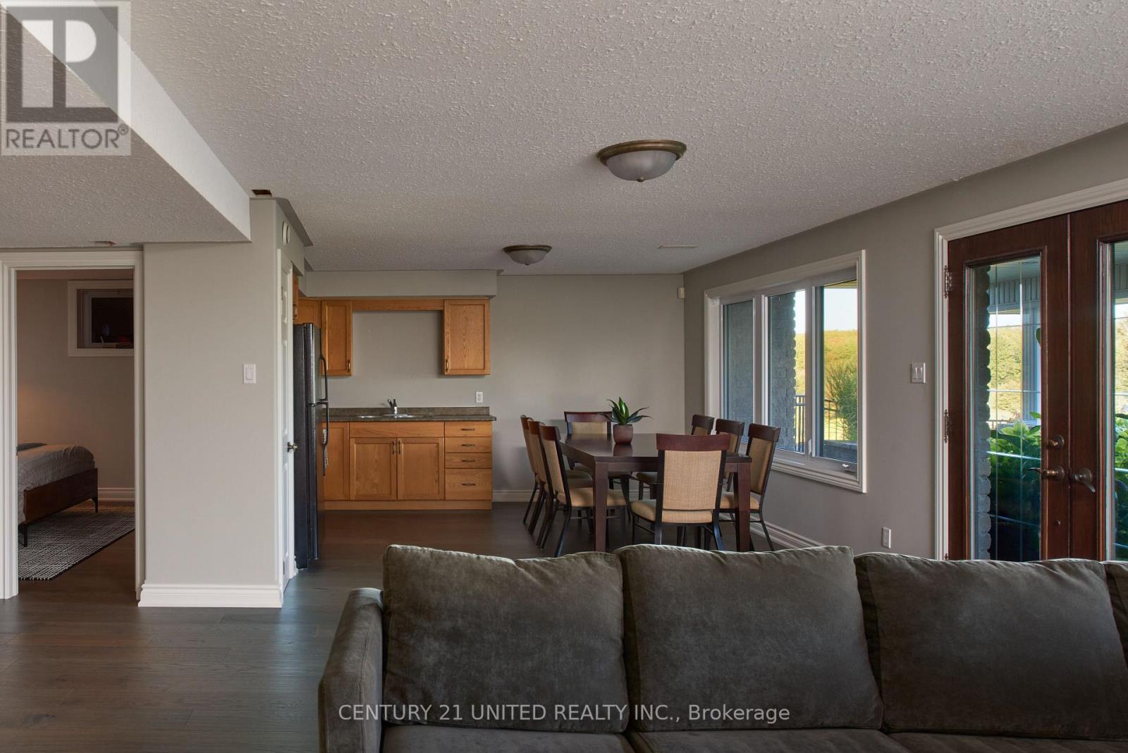 7 Maplehill Drive, Cavan Monaghan (Cavan-Monaghan), Ontario  K9J 0E5 - Photo 25 - X12419339