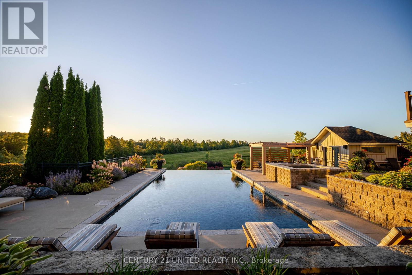 7 Maplehill Drive, Cavan Monaghan (Cavan-Monaghan), Ontario  K9J 0E5 - Photo 31 - X12419339