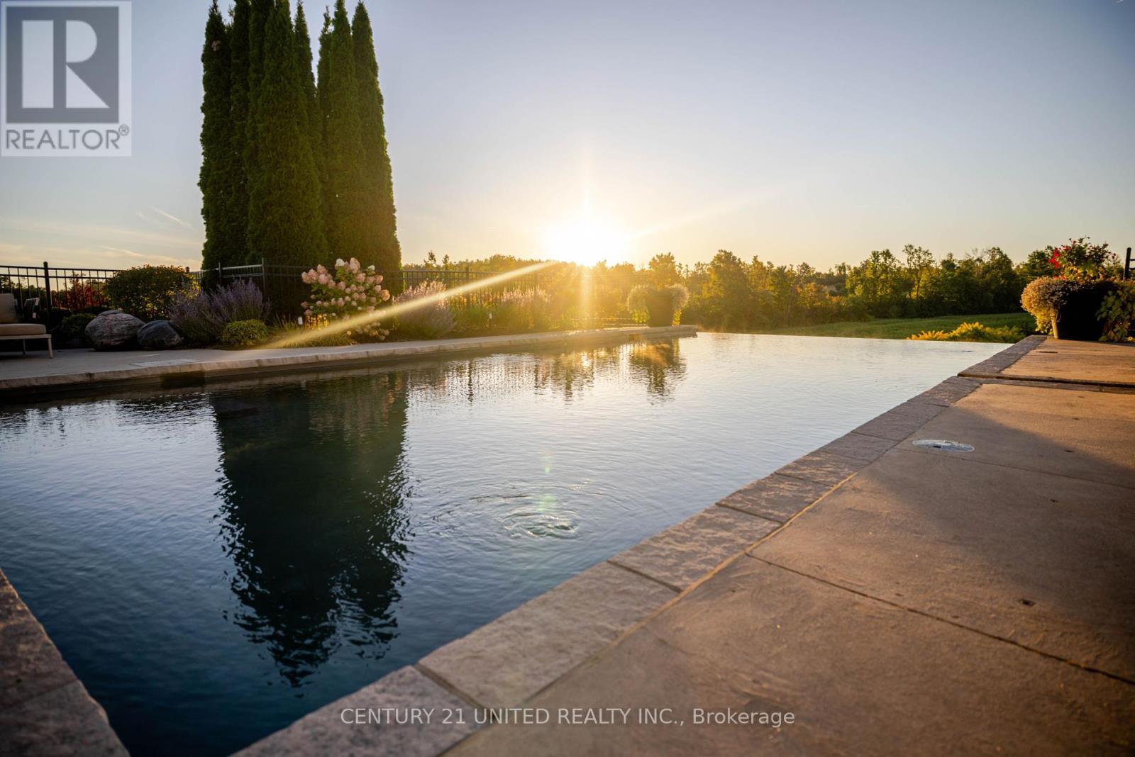 7 Maplehill Drive, Cavan Monaghan (Cavan-Monaghan), Ontario  K9J 0E5 - Photo 33 - X12419339