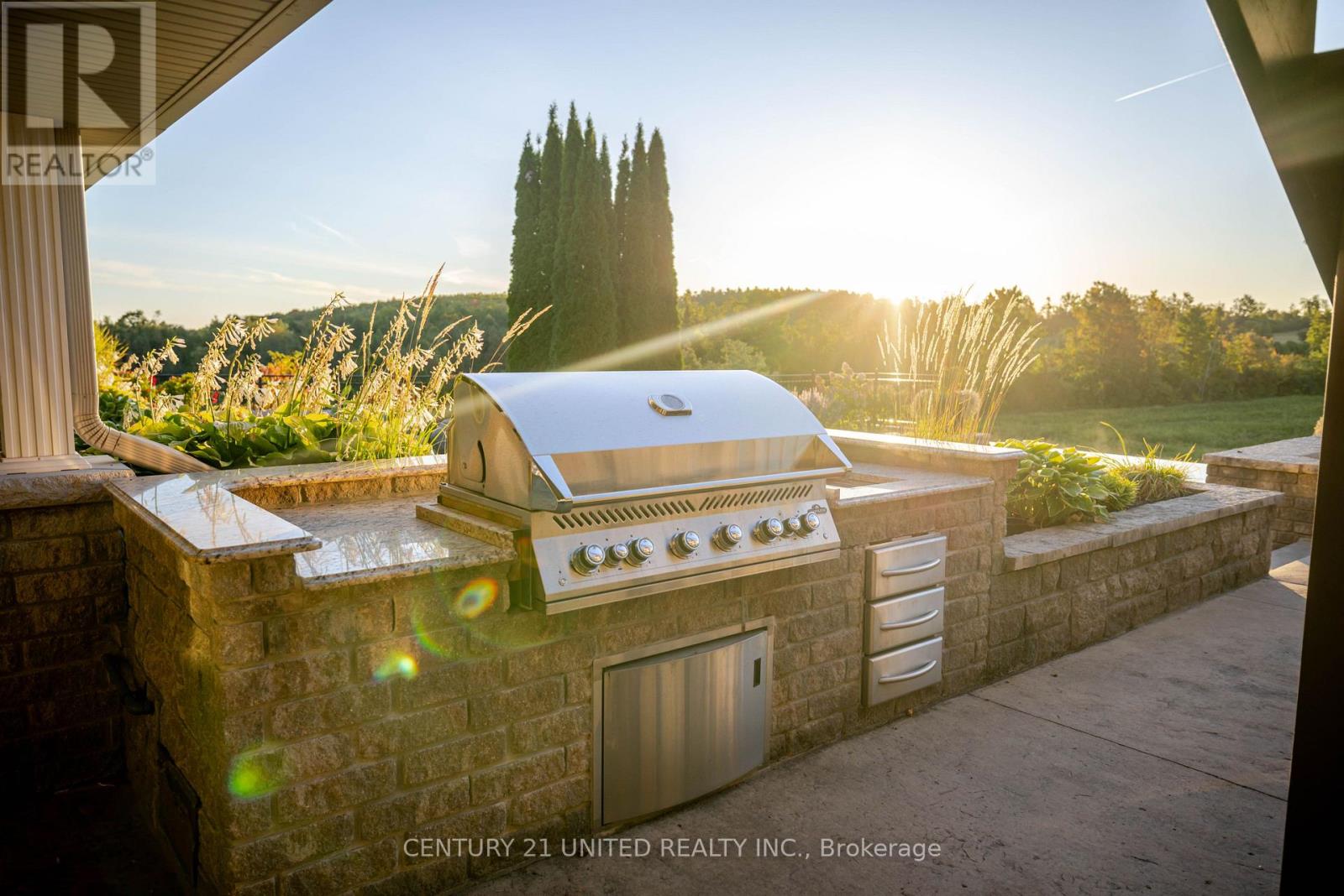 7 Maplehill Drive, Cavan Monaghan (Cavan-Monaghan), Ontario  K9J 0E5 - Photo 38 - X12419339