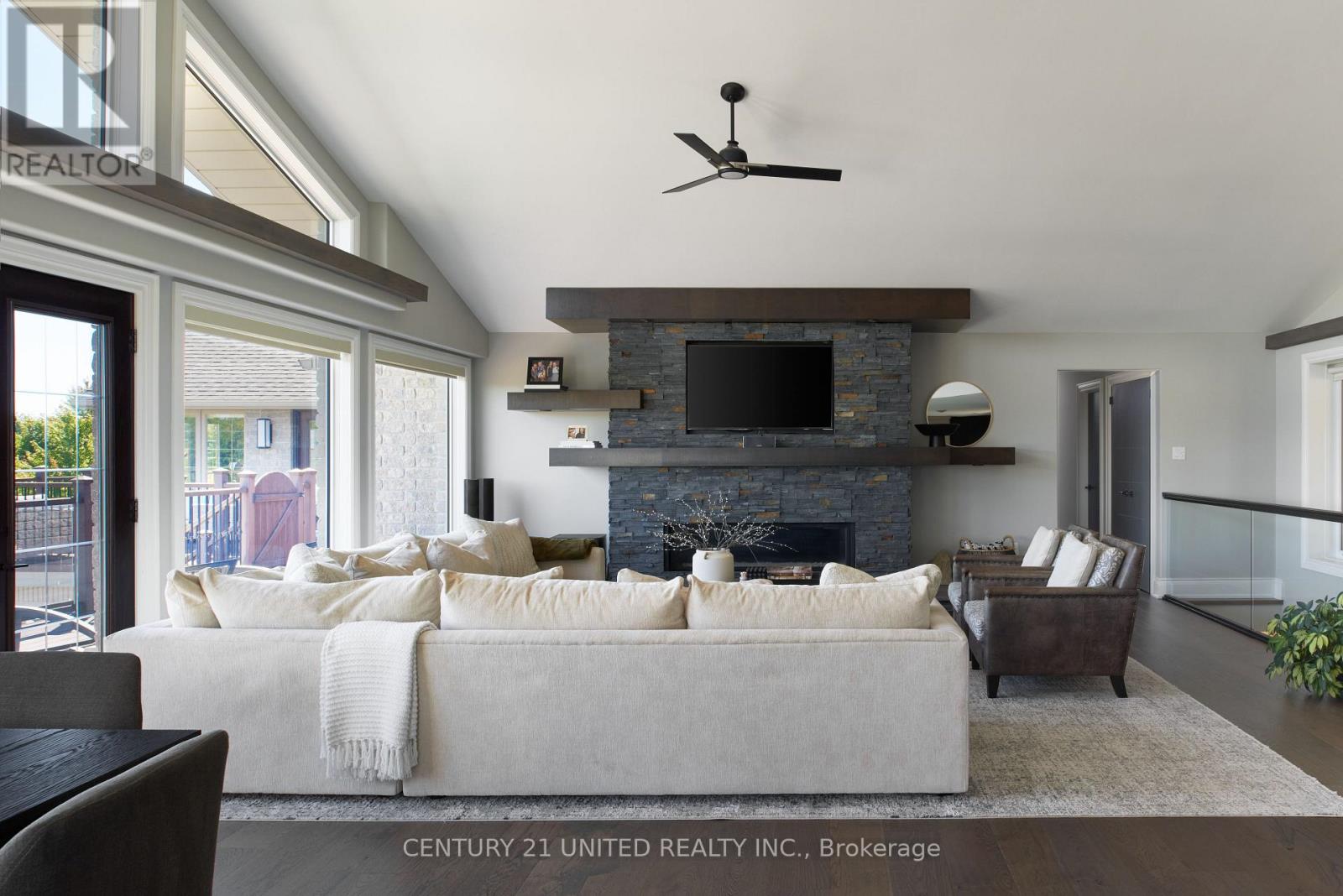 7 Maplehill Drive, Cavan Monaghan (Cavan-Monaghan), Ontario  K9J 0E5 - Photo 7 - X12419339