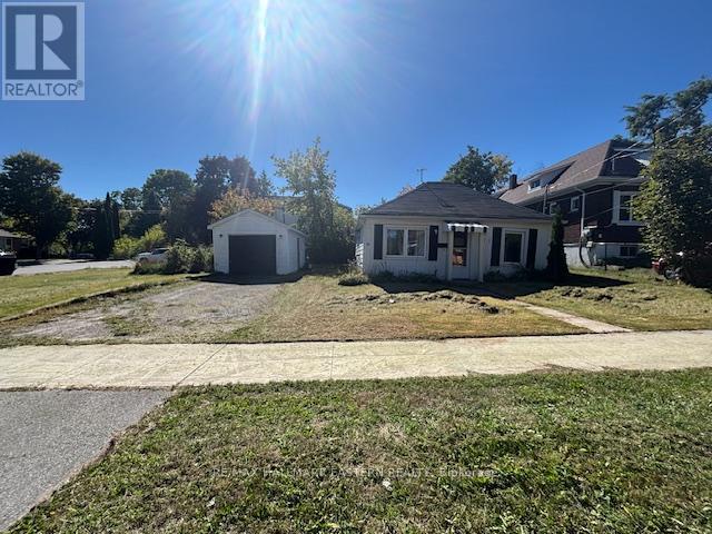 71 Glenelg Street E, Kawartha Lakes (Lindsay), Ontario  K9V 1Z4 - Photo 1 - X12419464