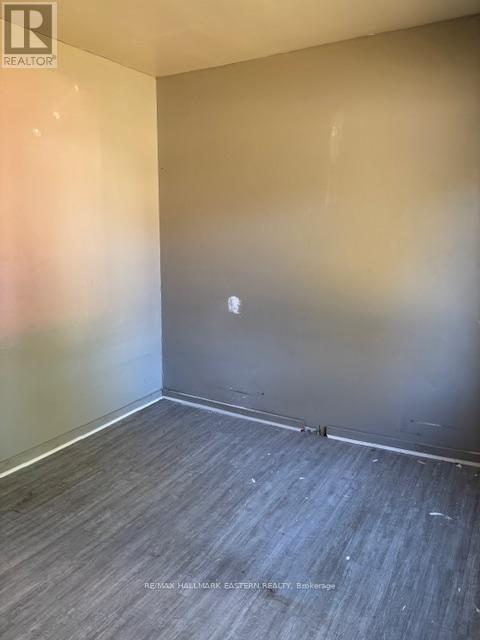 71 Glenelg Street E, Kawartha Lakes (Lindsay), Ontario  K9V 1Z4 - Photo 6 - X12419464