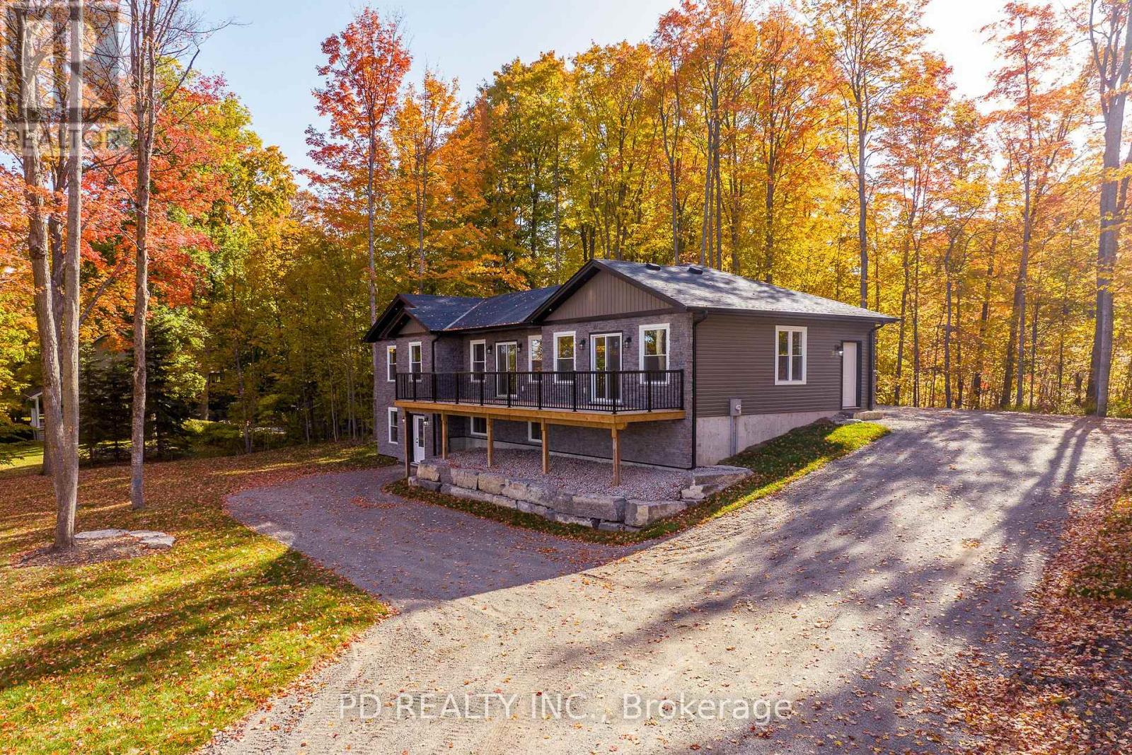 2 EAST STREET, kawartha lakes (manvers), Ontario