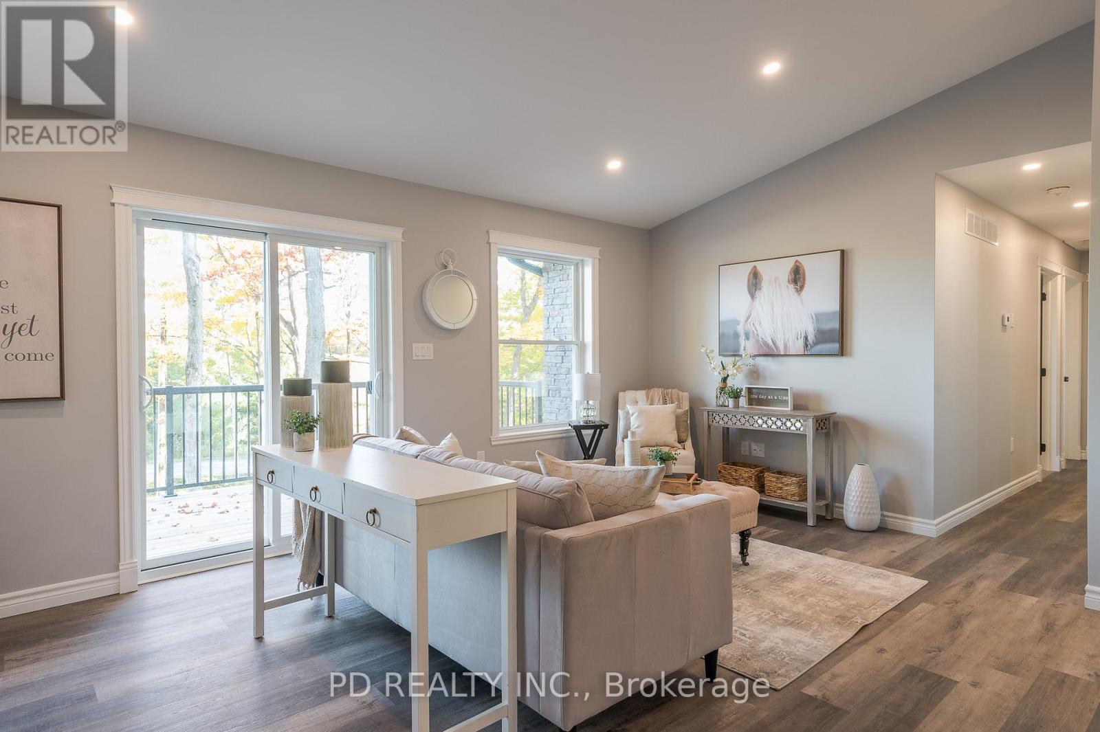 2 East Street, Kawartha Lakes (Manvers), Ontario  L0A 1A0 - Photo 11 - X12419519