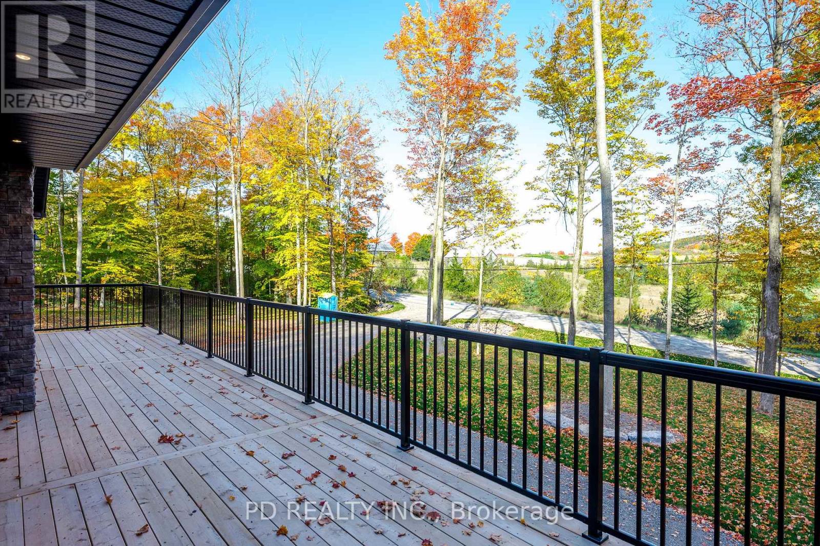 2 East Street, Kawartha Lakes (Manvers), Ontario  L0A 1A0 - Photo 23 - X12419519