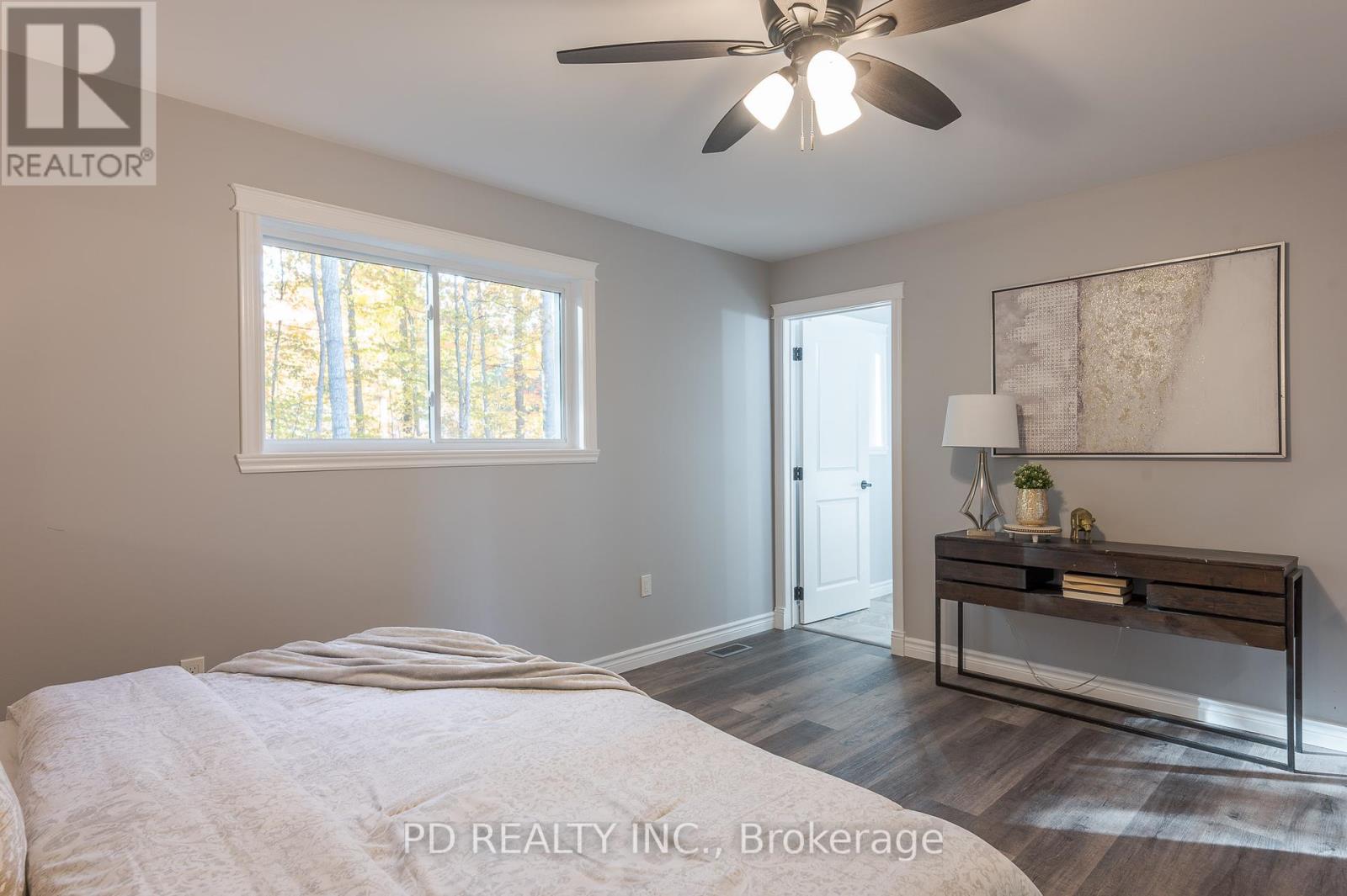 2 East Street, Kawartha Lakes (Manvers), Ontario  L0A 1A0 - Photo 32 - X12419519