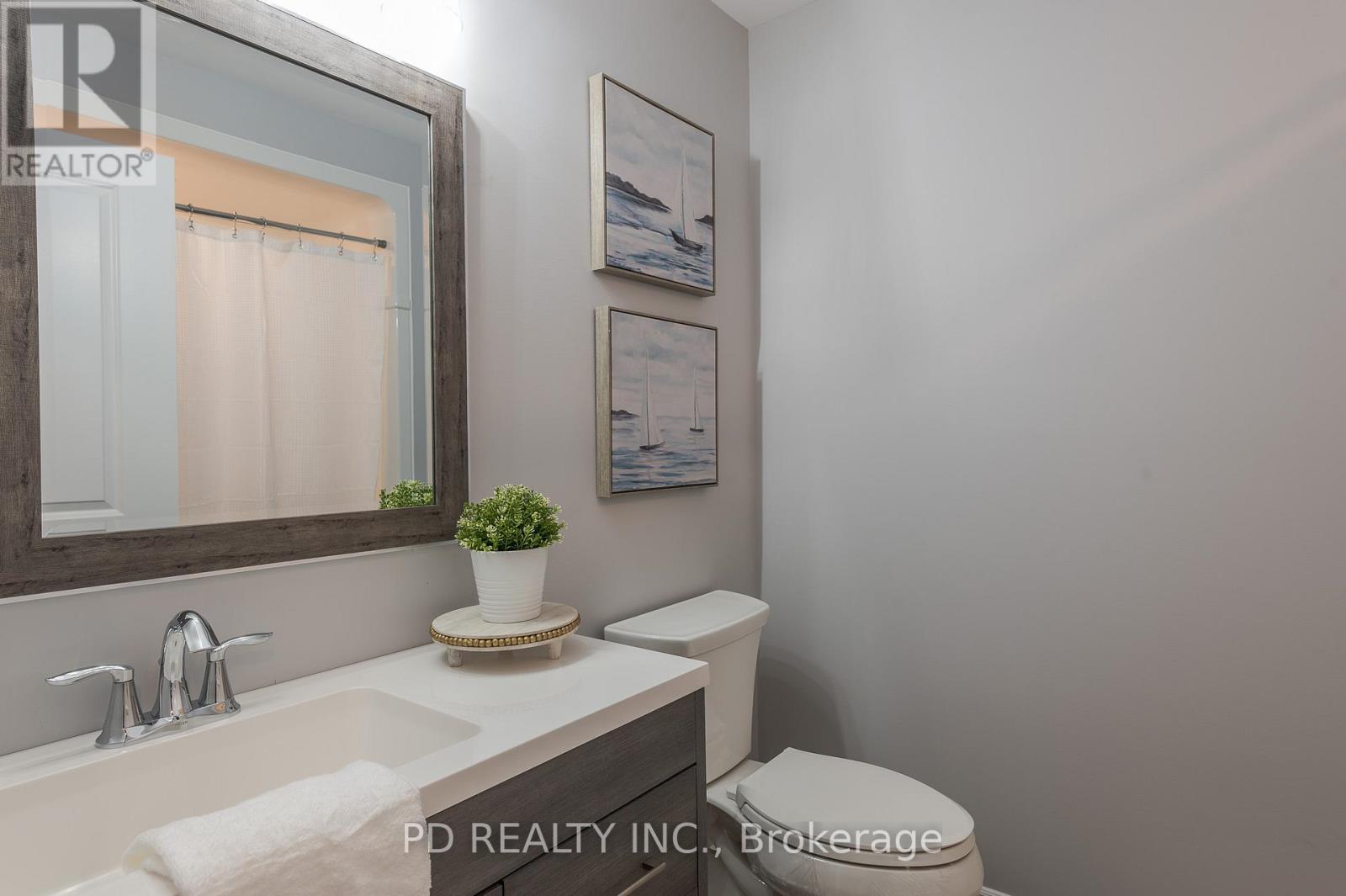 2 East Street, Kawartha Lakes (Manvers), Ontario  L0A 1A0 - Photo 38 - X12419519