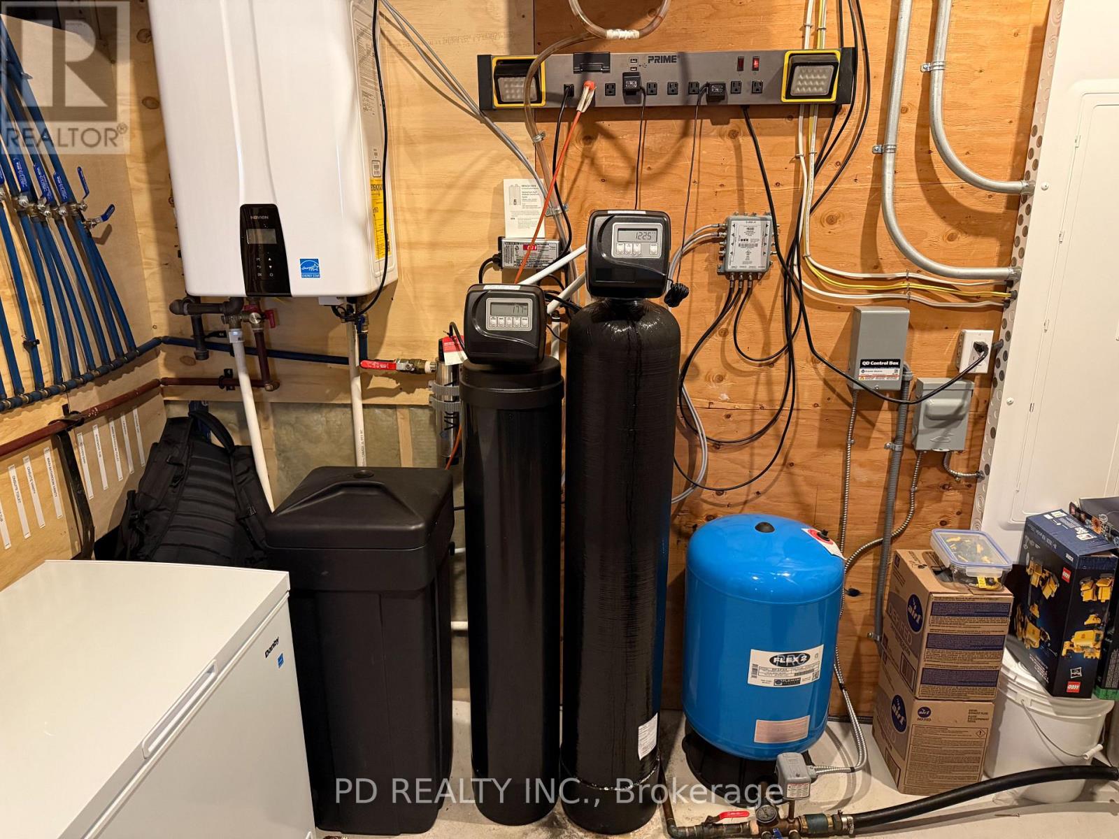 2 East Street, Kawartha Lakes (Manvers), Ontario  L0A 1A0 - Photo 47 - X12419519