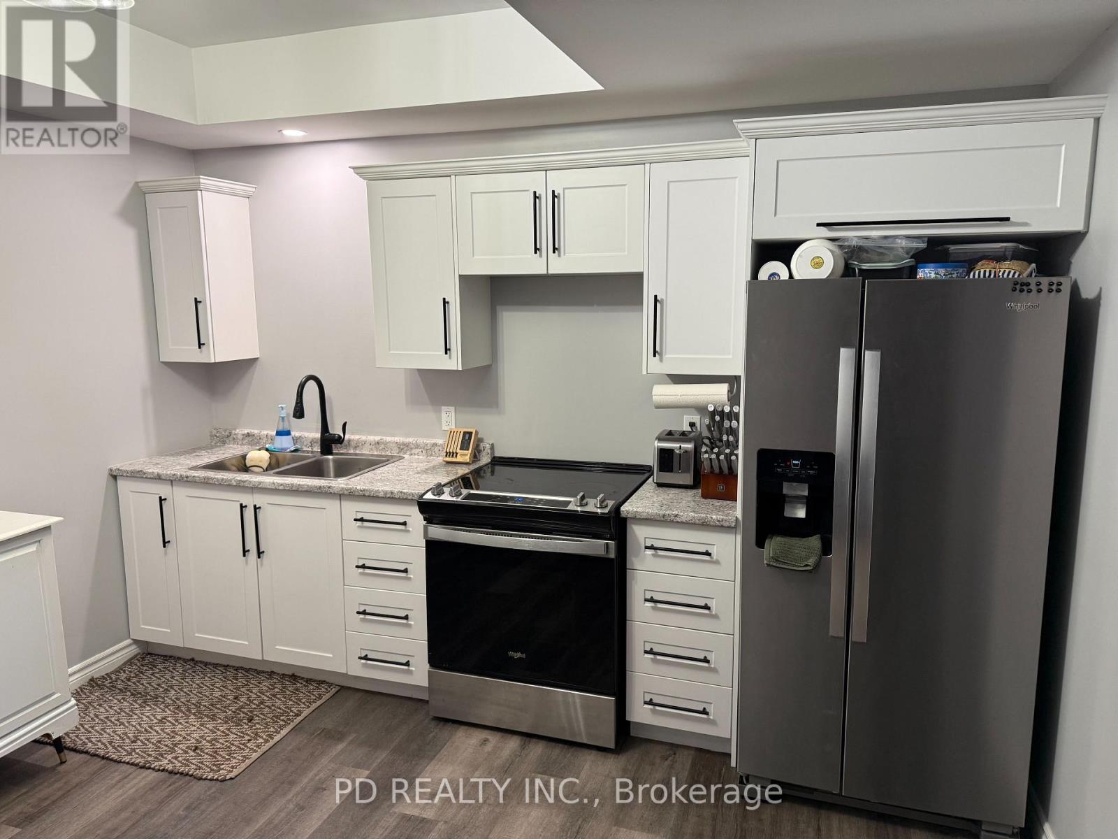 2 East Street, Kawartha Lakes (Manvers), Ontario  L0A 1A0 - Photo 48 - X12419519