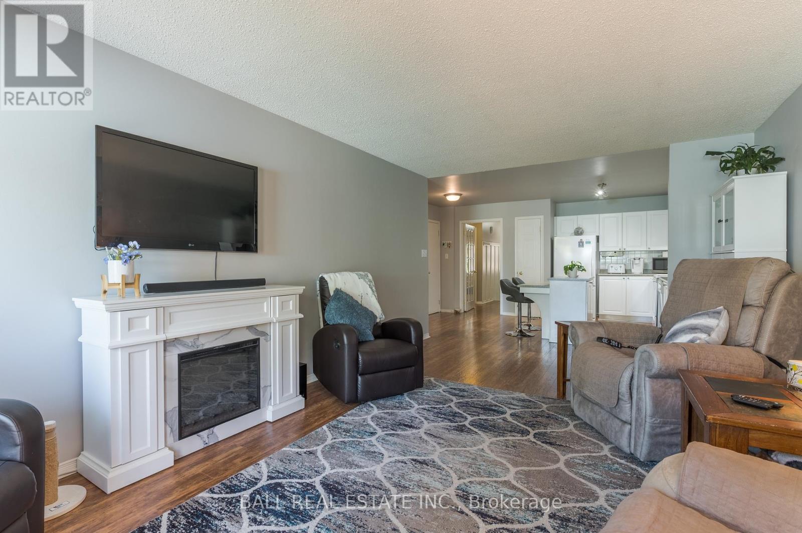3014 Westridge Boulevard, Peterborough (Monaghan Ward 2), Ontario  K9K 2L2 - Photo 14 - X12419559