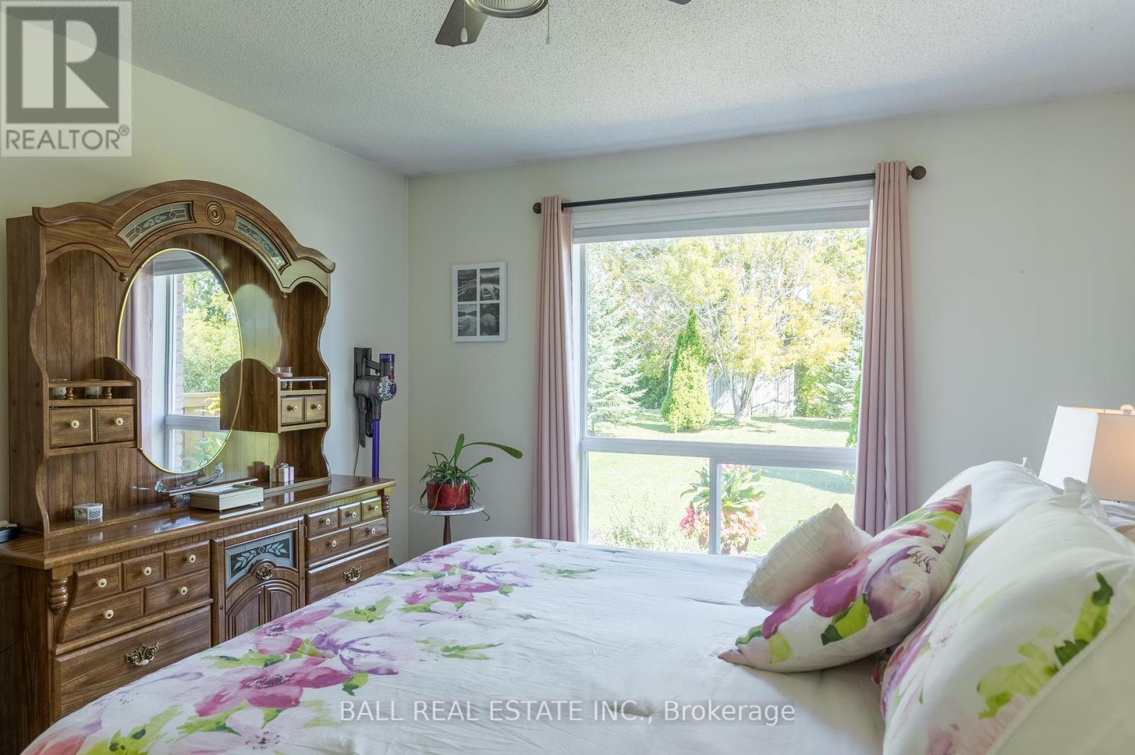3014 Westridge Boulevard, Peterborough (Monaghan Ward 2), Ontario  K9K 2L2 - Photo 19 - X12419559