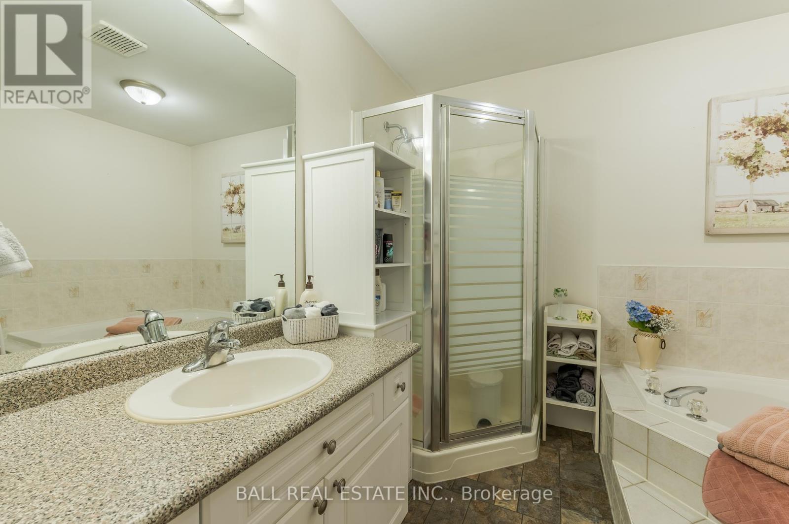 3014 Westridge Boulevard, Peterborough (Monaghan Ward 2), Ontario  K9K 2L2 - Photo 22 - X12419559