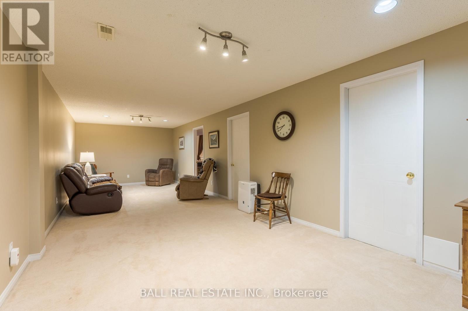 3014 Westridge Boulevard, Peterborough (Monaghan Ward 2), Ontario  K9K 2L2 - Photo 30 - X12419559