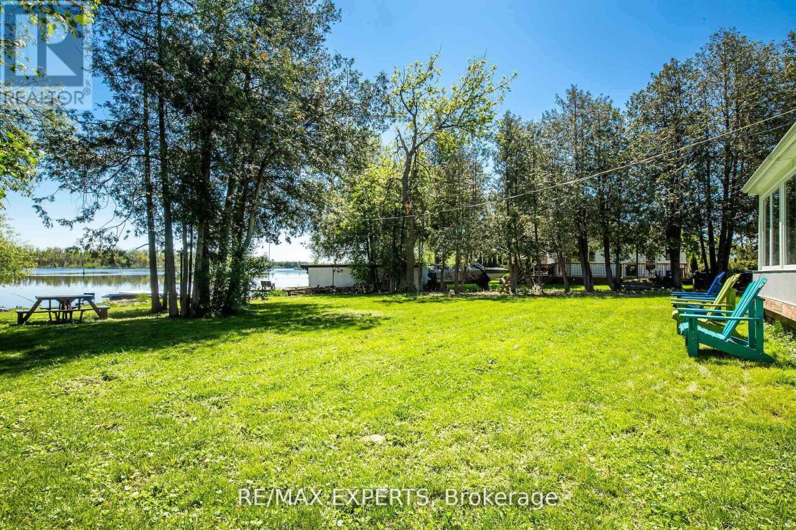 24 Riverside Drive, Kawartha Lakes (Ops), Ontario  K9V 0H6 - Photo 7 - X12419414