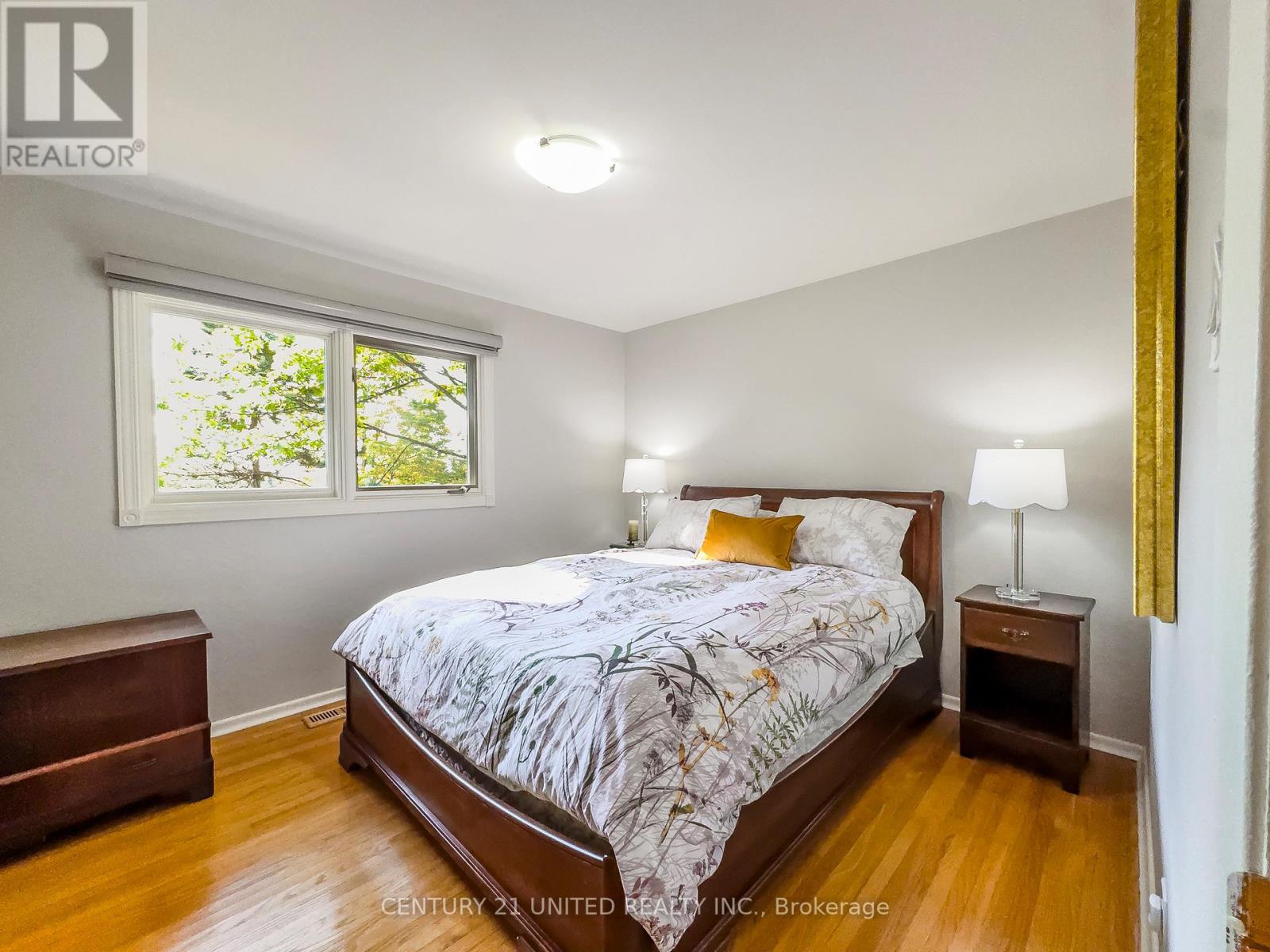 45 Crestwood Avenue, Peterborough (Monaghan Ward 2), Ontario  K9J 1N1 - Photo 22 - X12419689