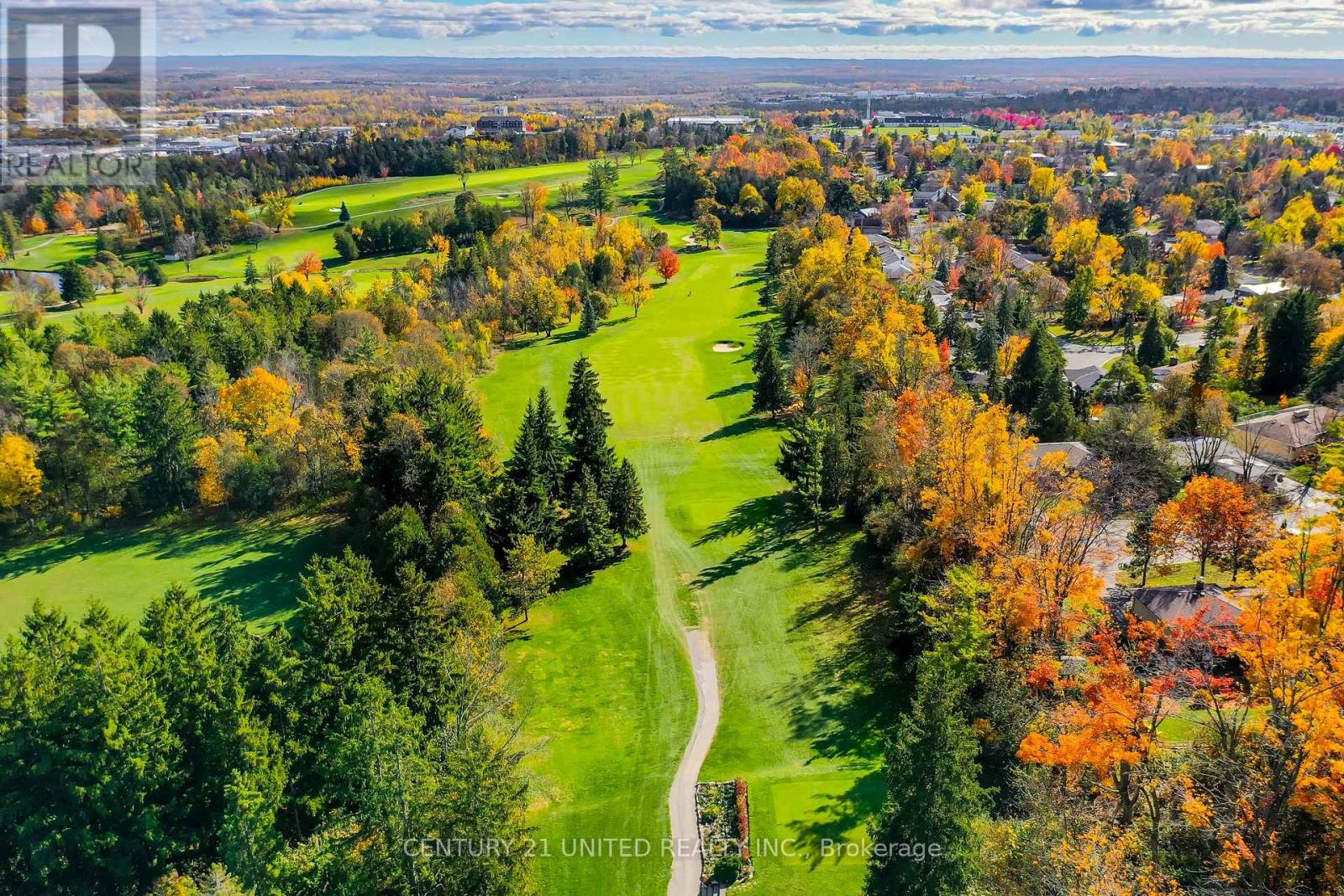 45 Crestwood Avenue, Peterborough (Monaghan Ward 2), Ontario  K9J 1N1 - Photo 3 - X12419689