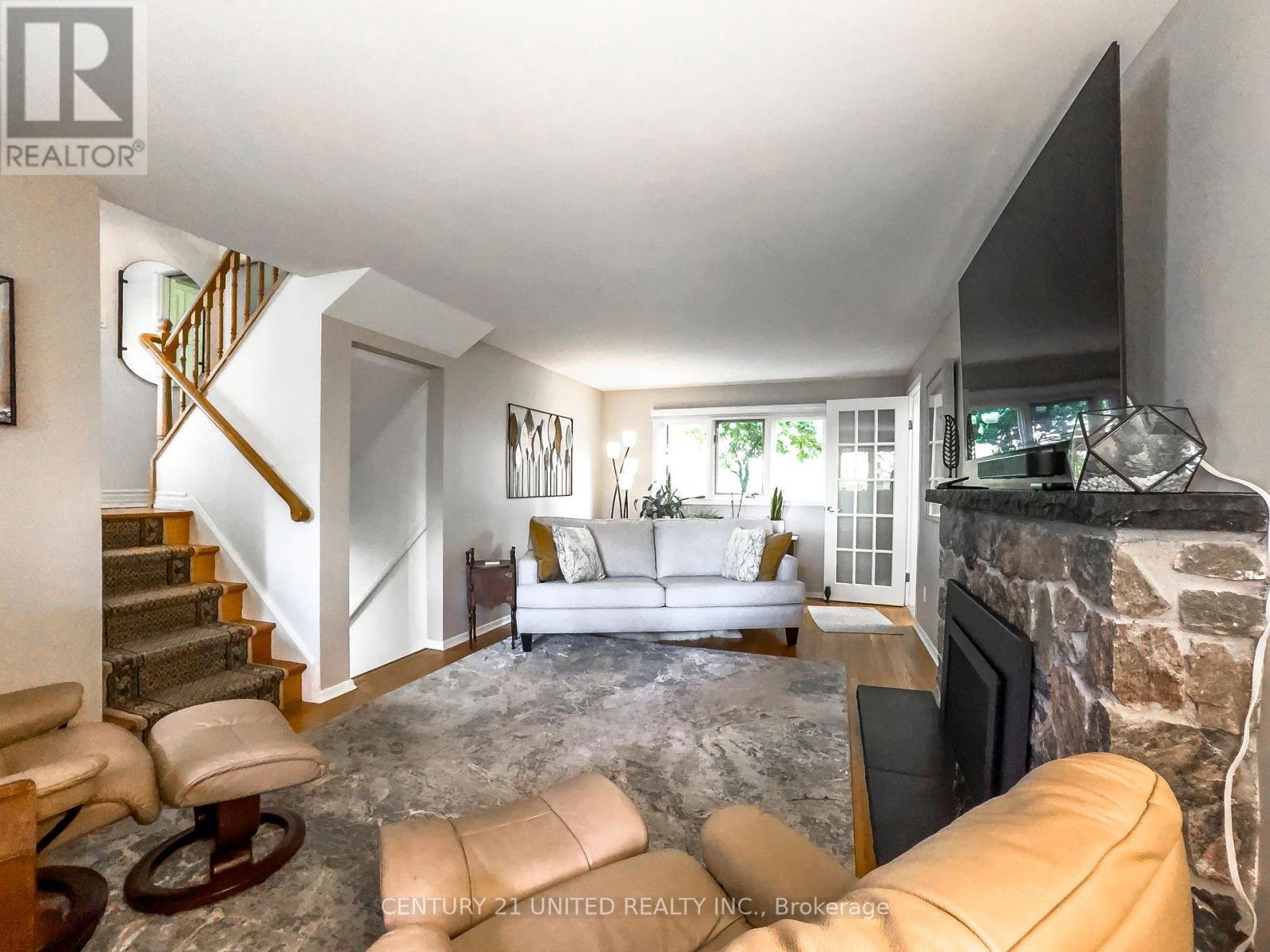 45 Crestwood Avenue, Peterborough (Monaghan Ward 2), Ontario  K9J 1N1 - Photo 30 - X12419689